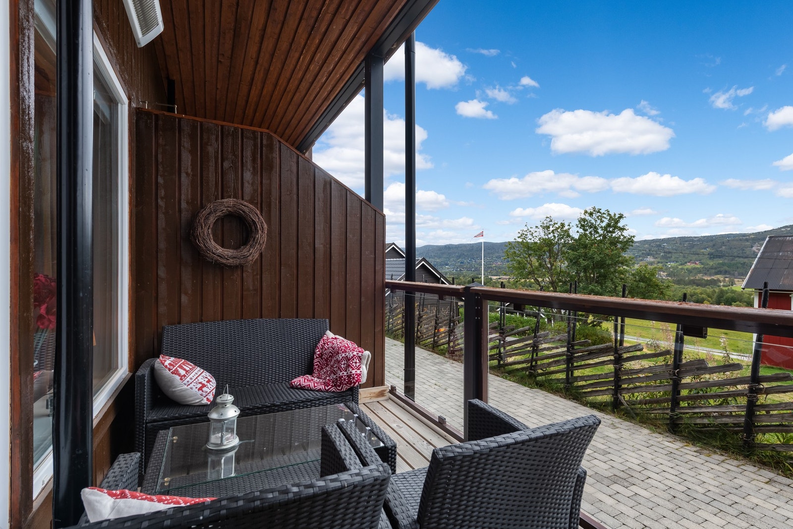 Koselig terrasse med Galleribilde