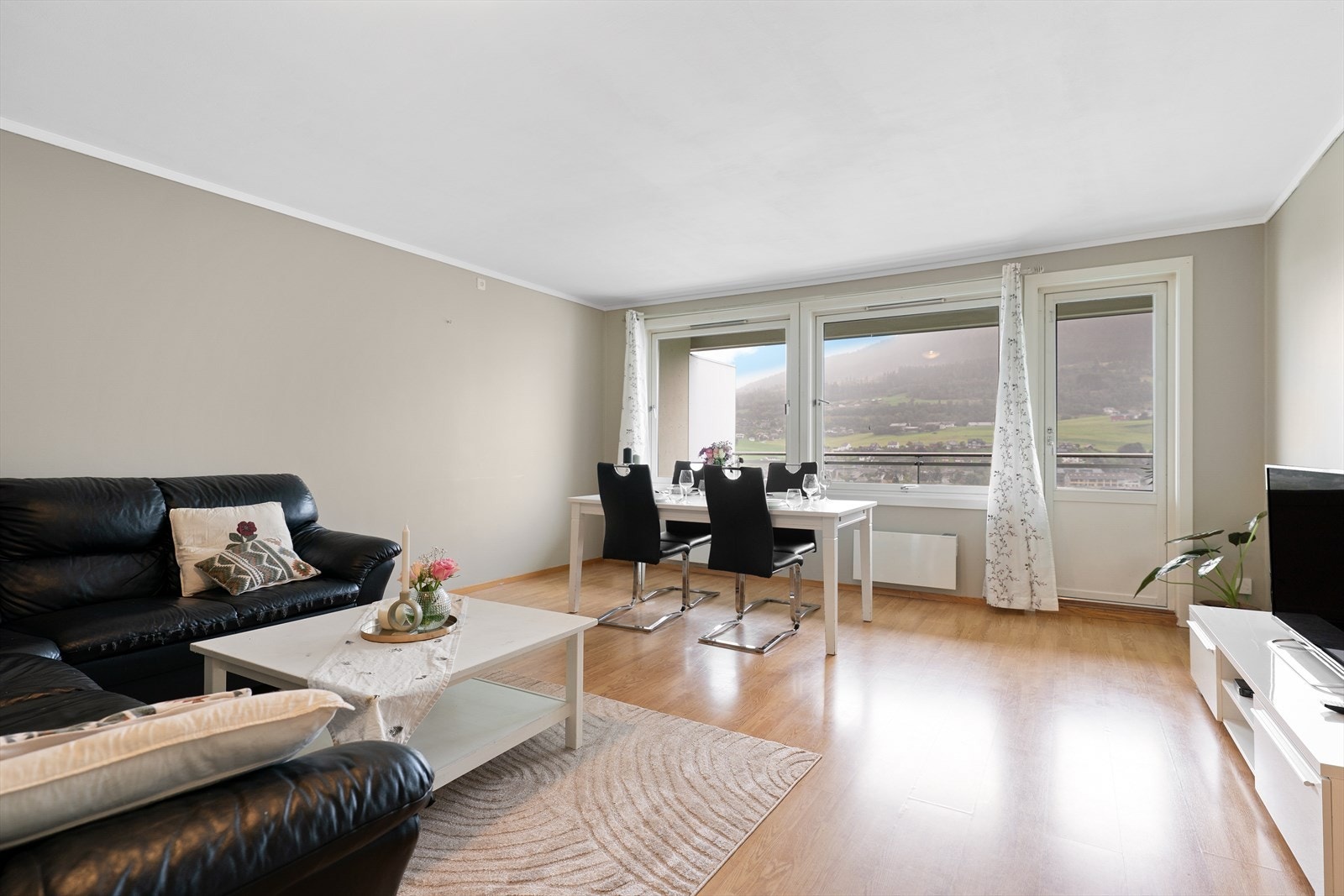 Utsikten 1 presenteres av Aktiv Voss v/Vegard Fjose Galleribilde