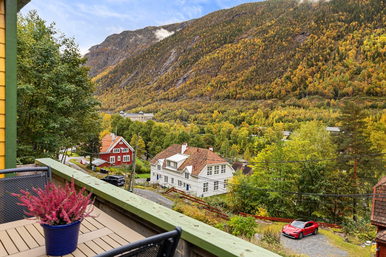 Villaveien er en ærverdig og flott gate Galleribilde