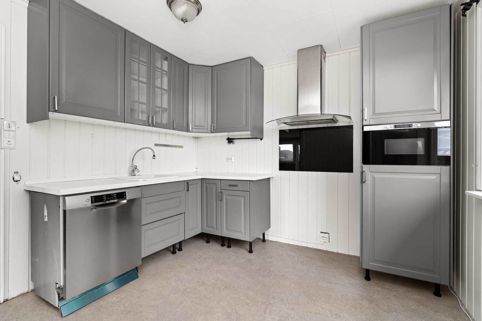 Enkelt kjøkken, oppgradering må påregnes Galleribilde