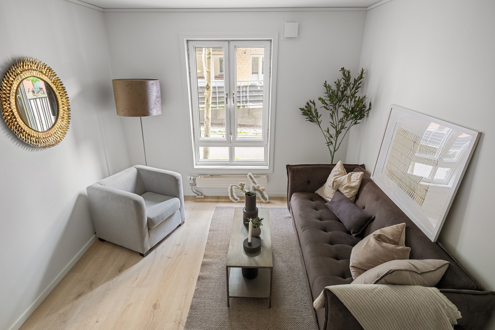 En lys og arealeffektiv 1-roms med rolig beliggenhet mot indre gård. Galleribilde