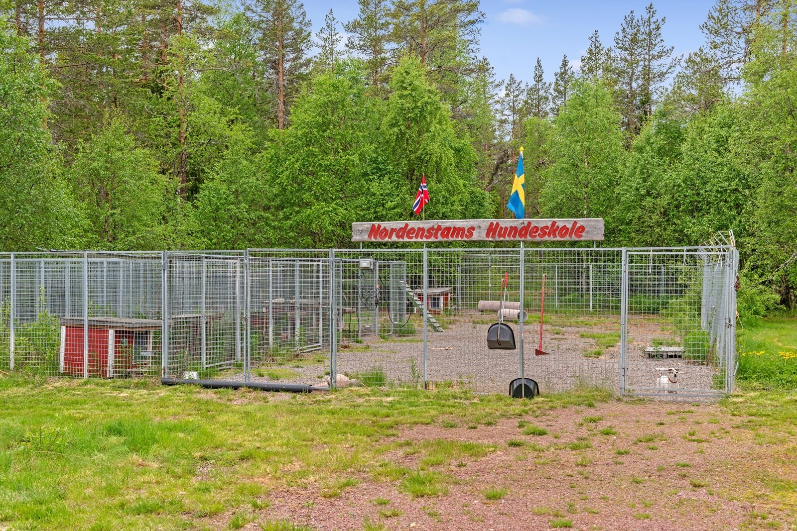 Hundegård, tidligere brukt i forbindelse med hundeskole Galleribilde