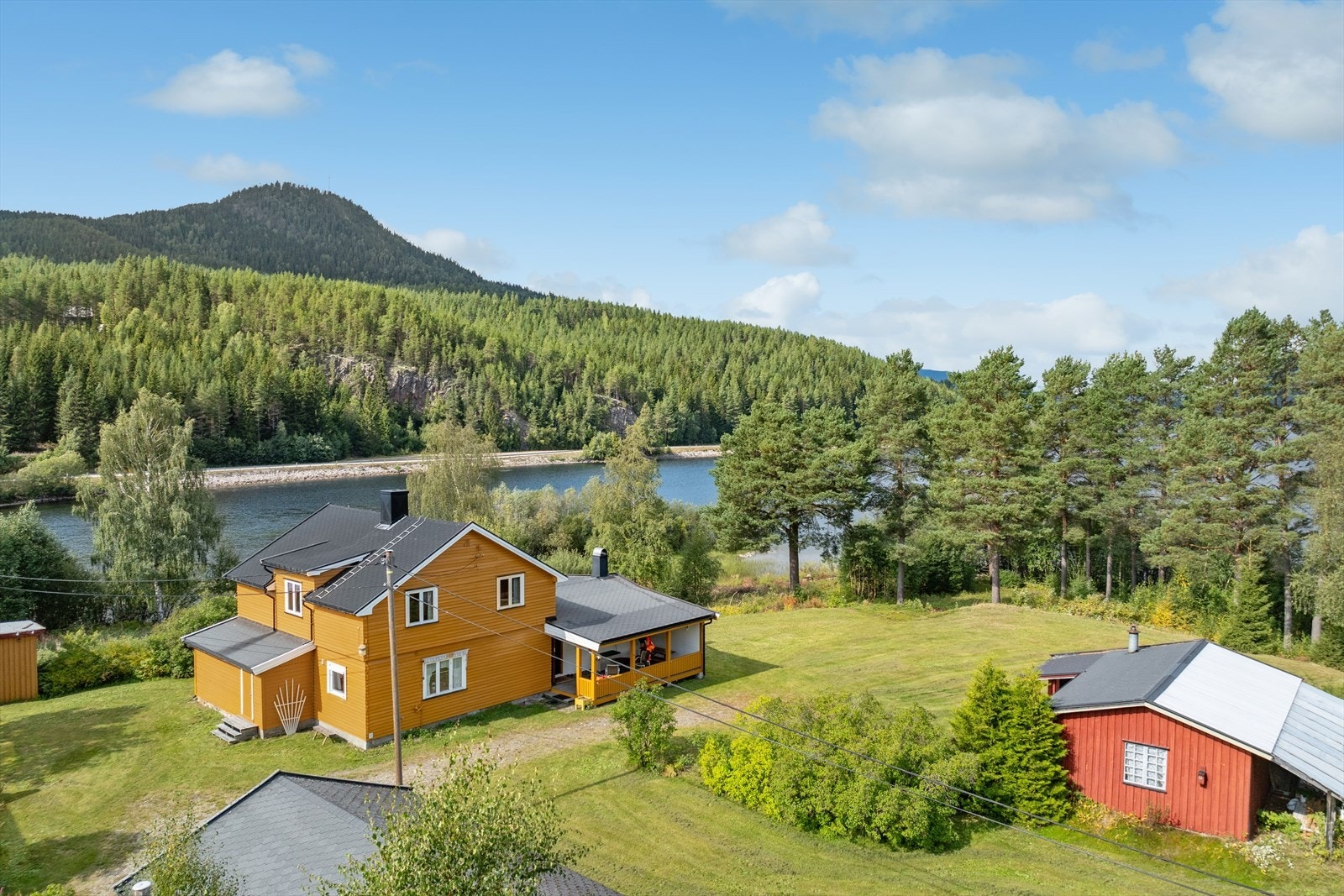 Velkommen til Lomnessjøen Øst 18! Galleribilde