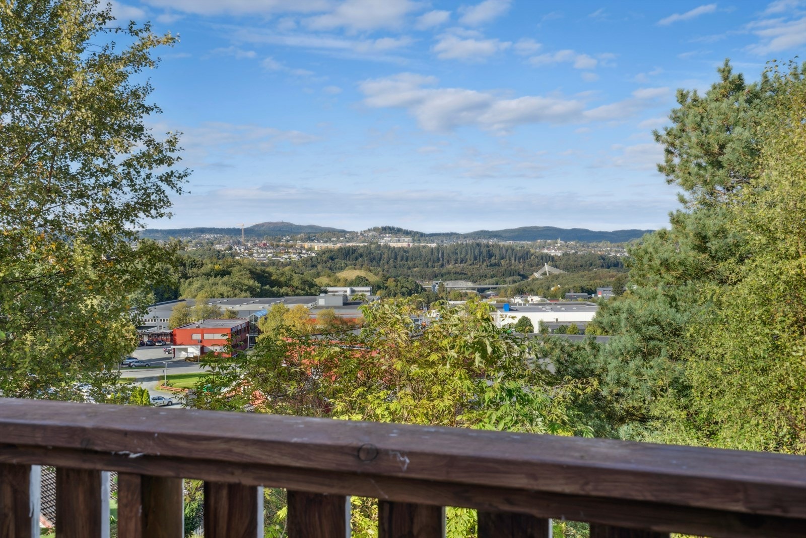 Flott utsikt fra verandaen. Galleribilde