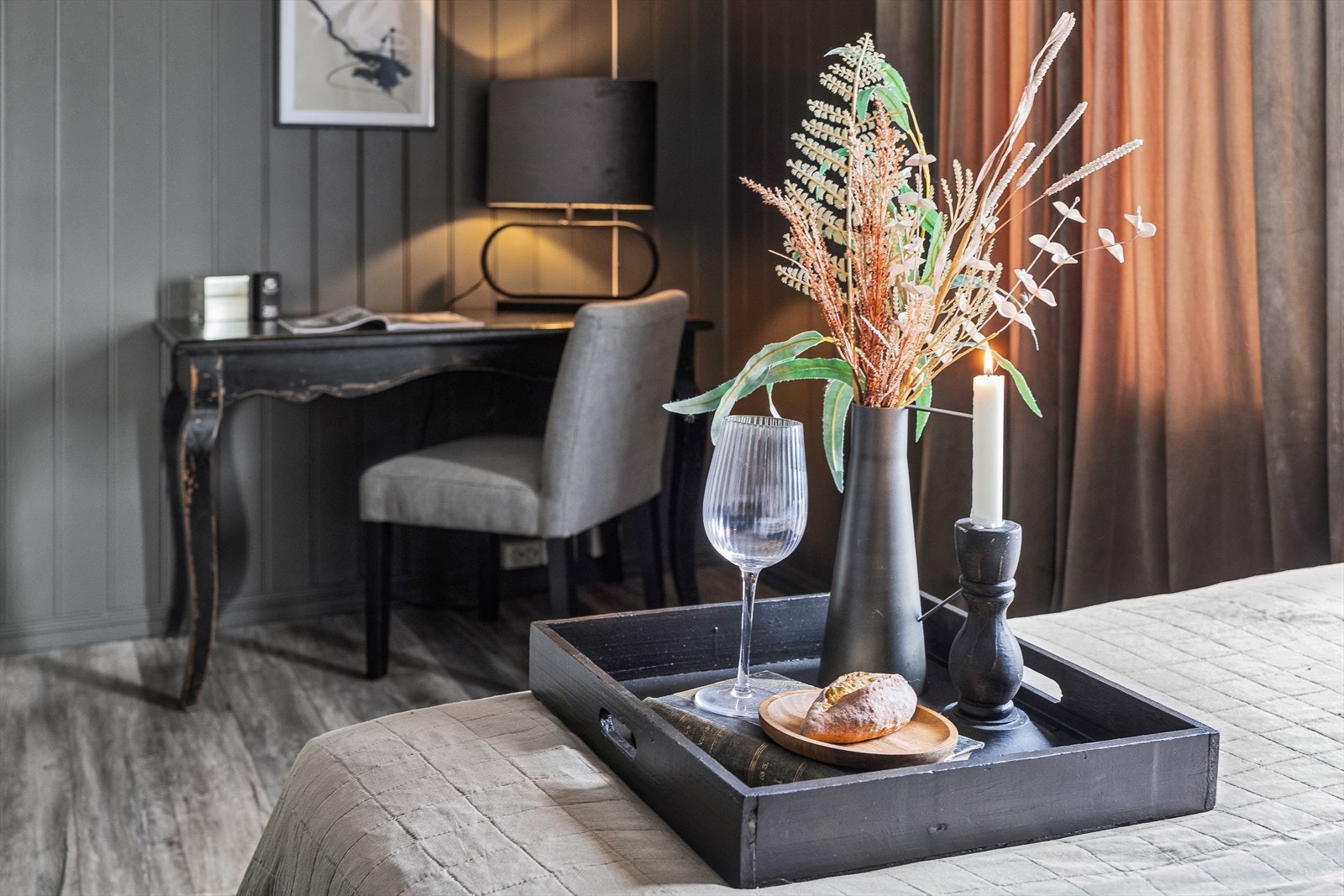 Soveromsdetalj Galleribilde