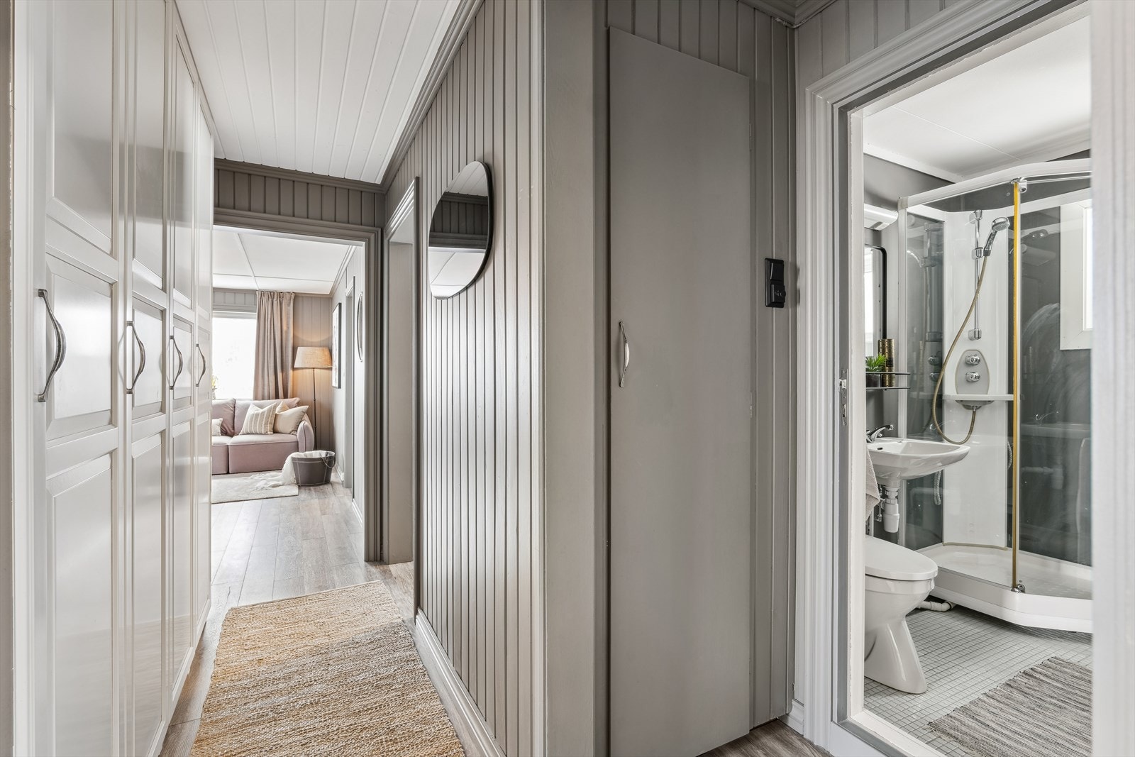 Hall/gang Galleribilde