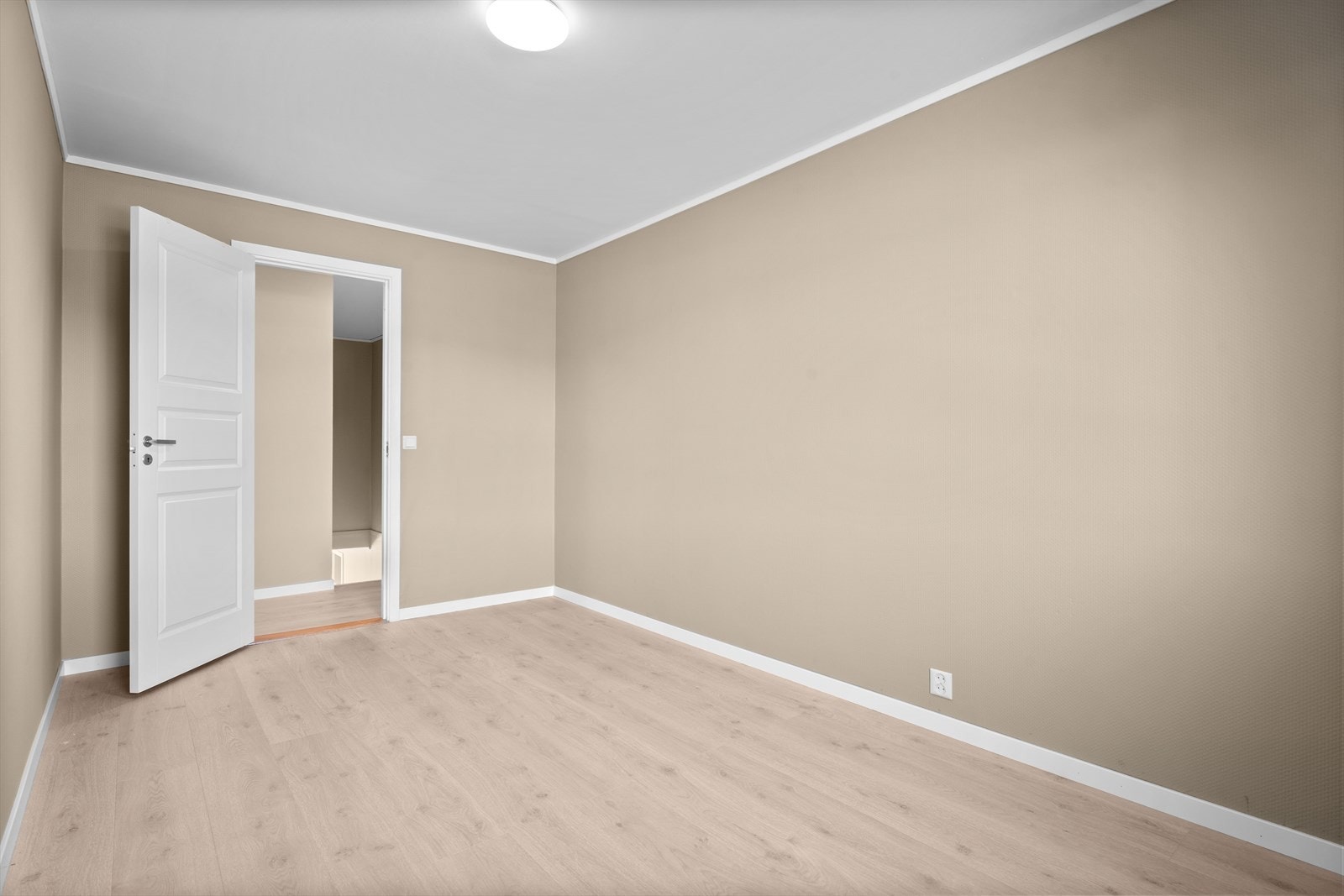 Soverom som passer perfekt som barnerom, gjesterom eller kontor. Galleribilde