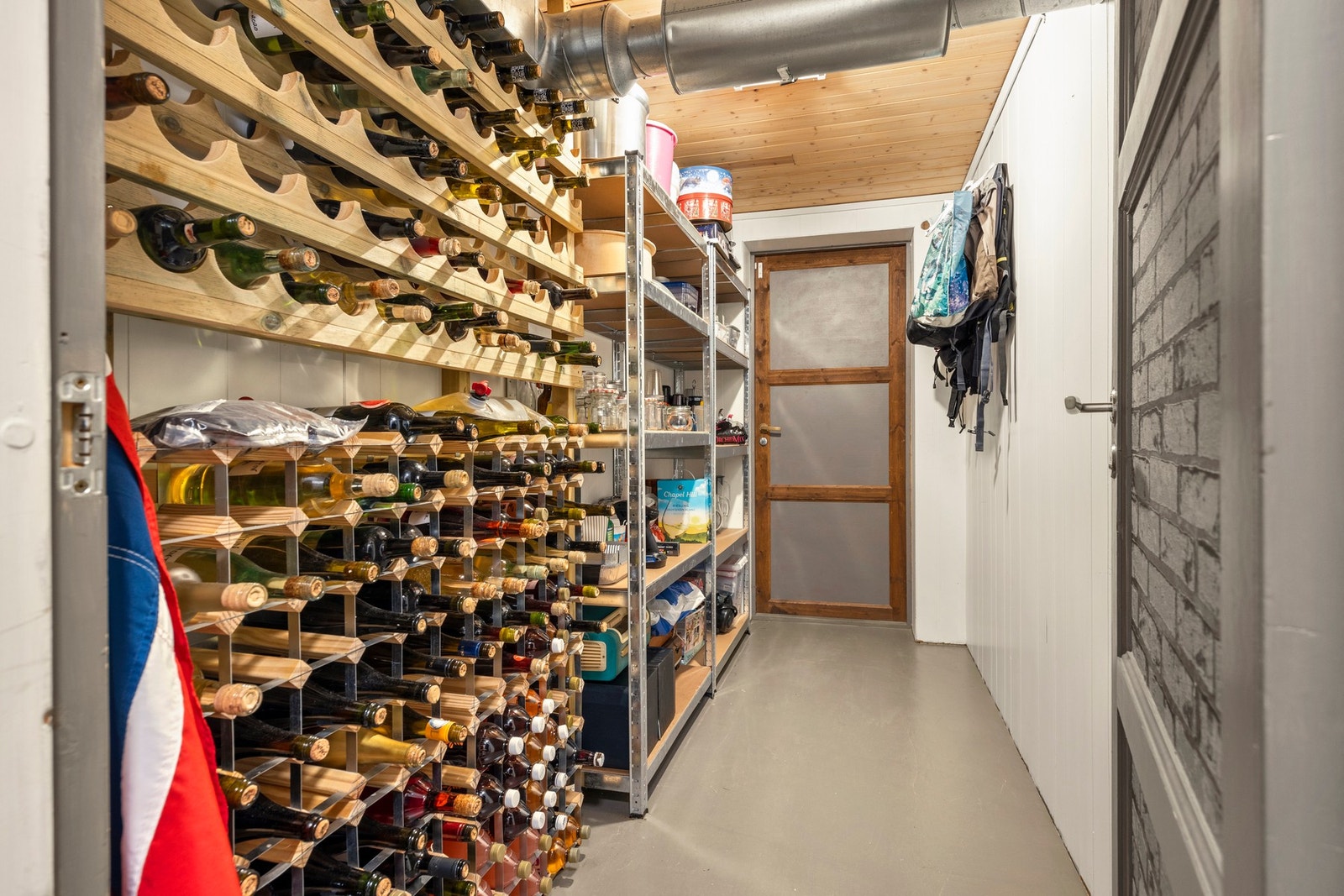 Bod i kjeller, ca. 7 kvm. Galleribilde