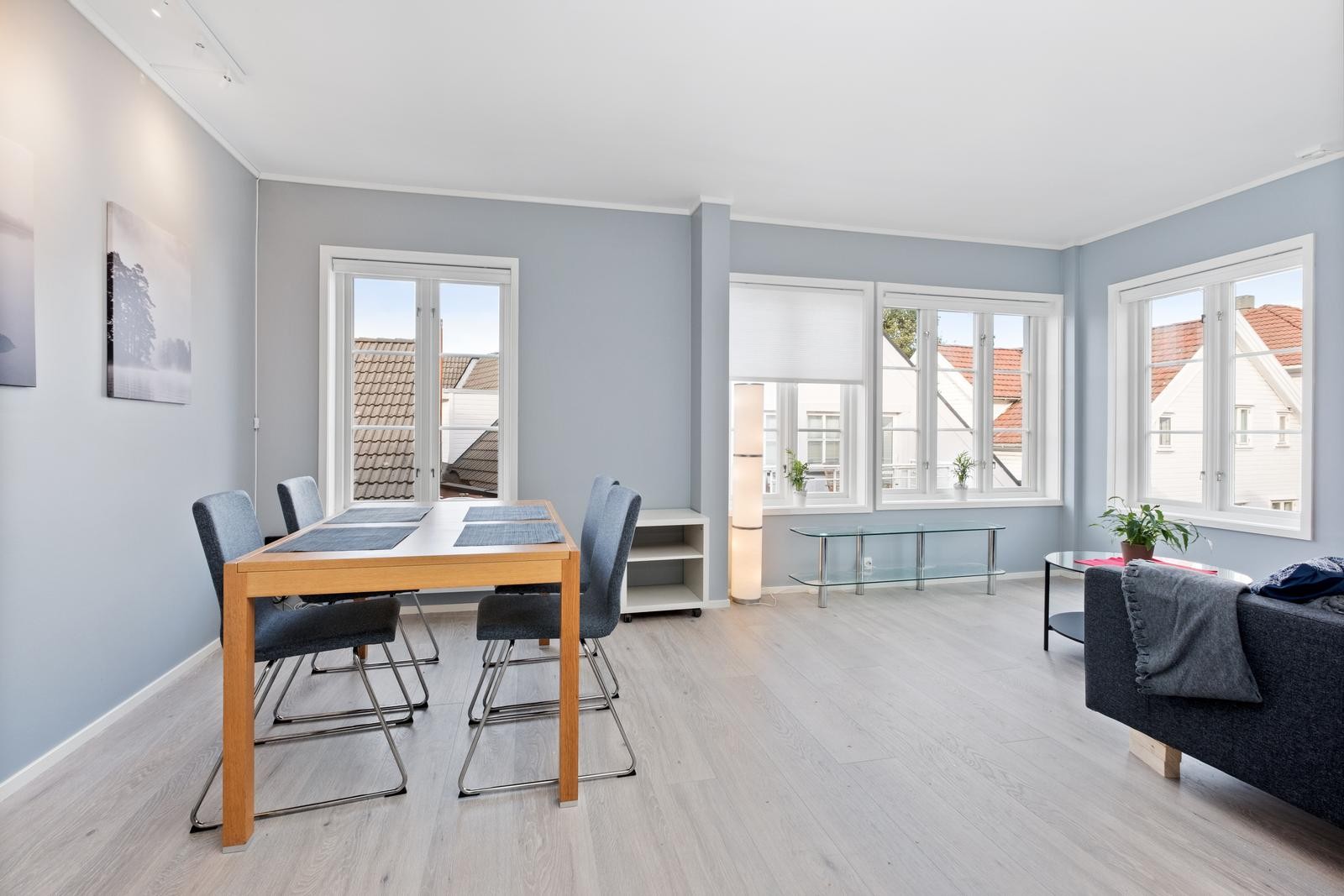 Spisestue og stue Galleribilde