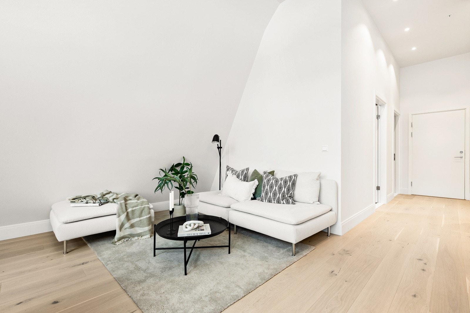 Boligen har elektrisk oppvarming og gulvvarme på våtrom. Galleribilde