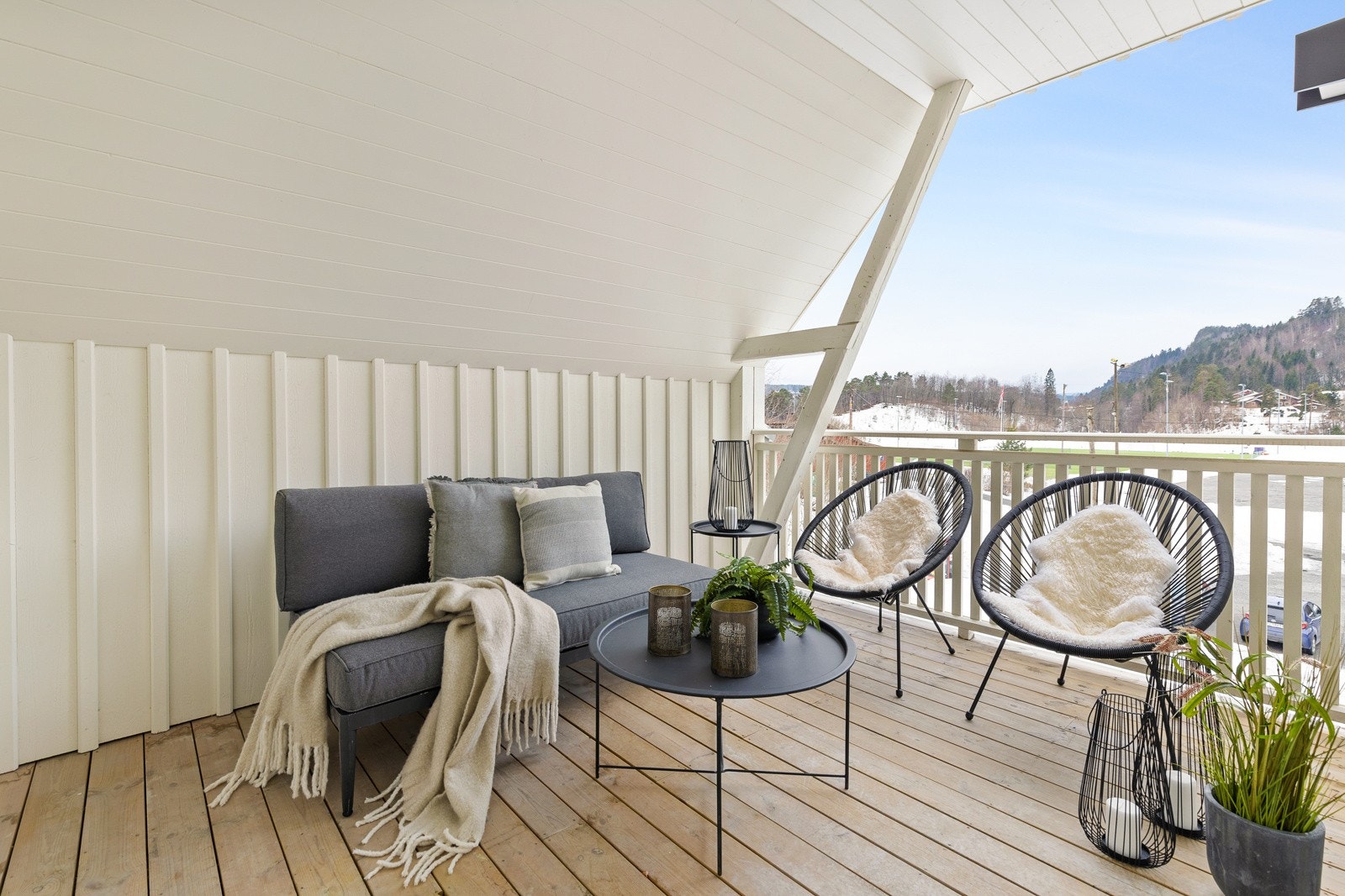 Her er det god plass til utemøblement. Galleribilde