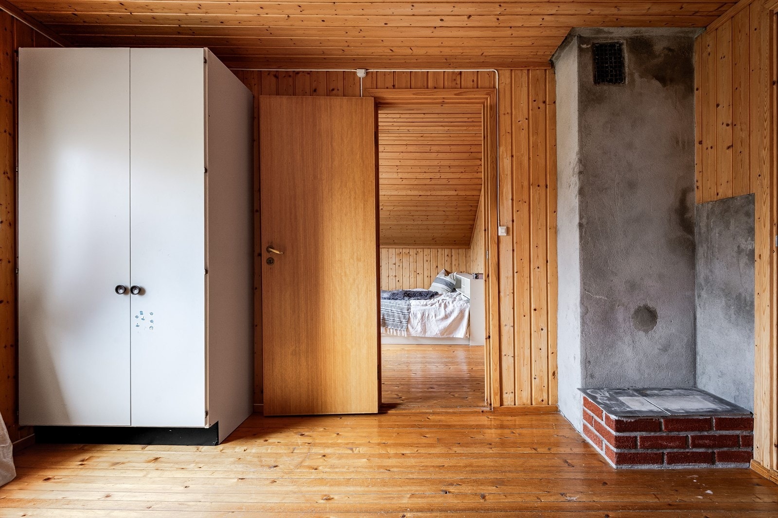 Fra soverom 2 er det videre adkomst til soverom 3. Galleribilde