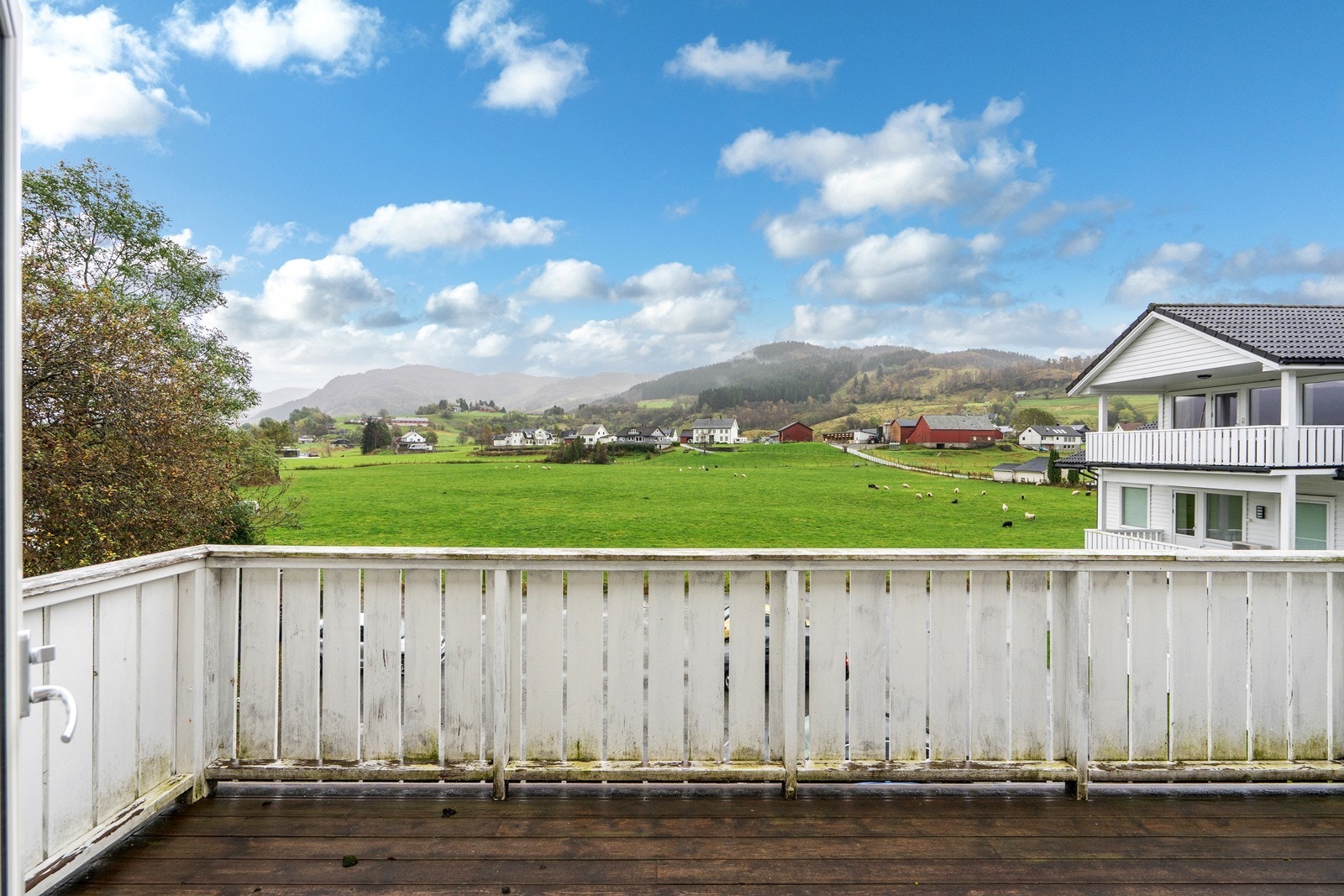 Nyt denne utsikt fra terrassen Galleribilde