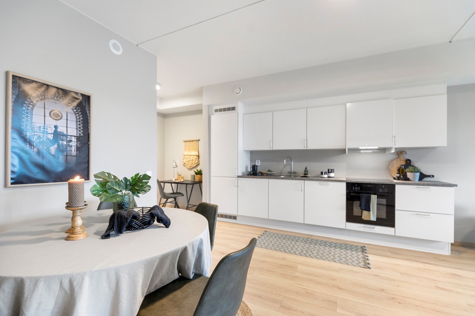 God størrelse og praktisk utforming av rommet. Galleribilde