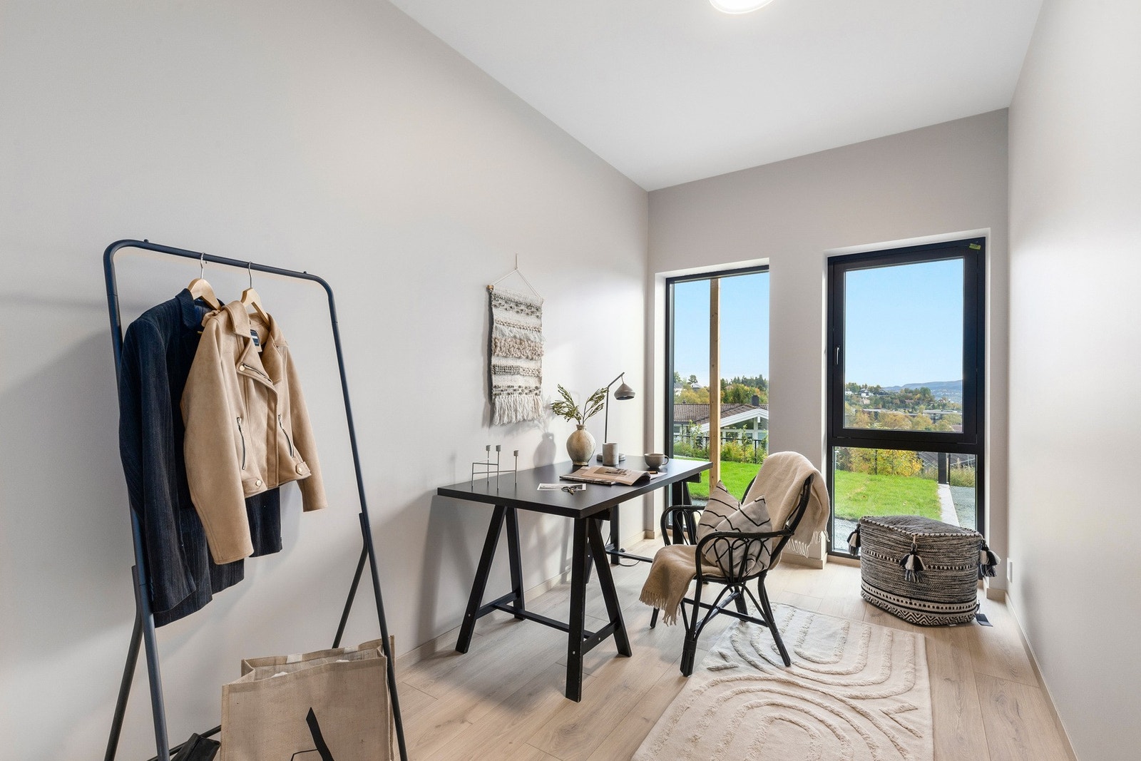 Soverommene i 1. etasje er 12 og 8 kvm. Galleribilde