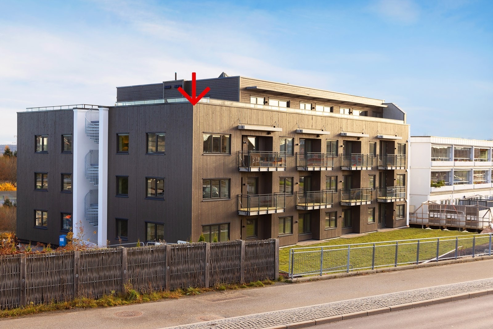 Svært god internbeliggenhet med gode solforhold. Galleribilde