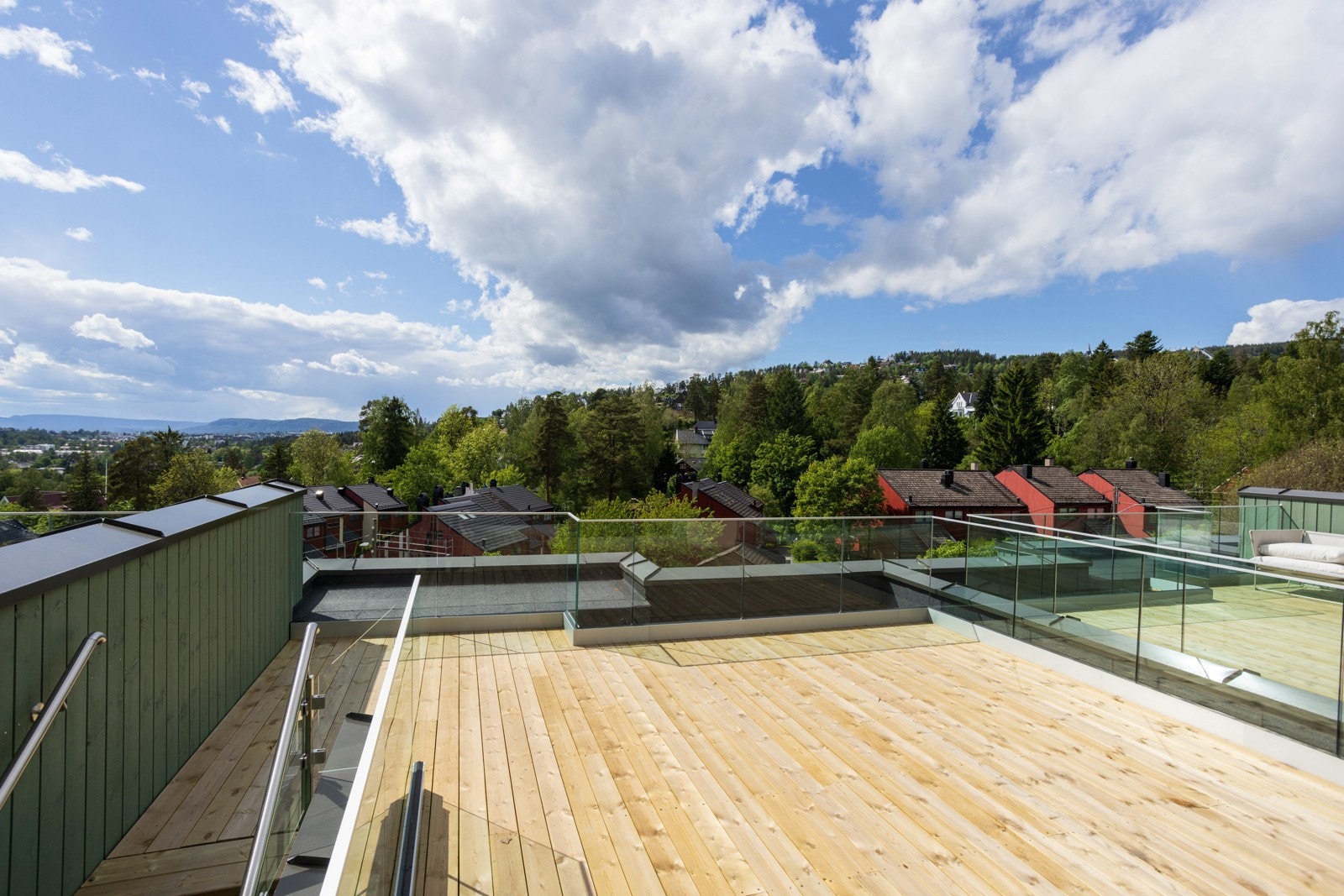 Solrik takterrasse på 25,4 kvm Galleribilde