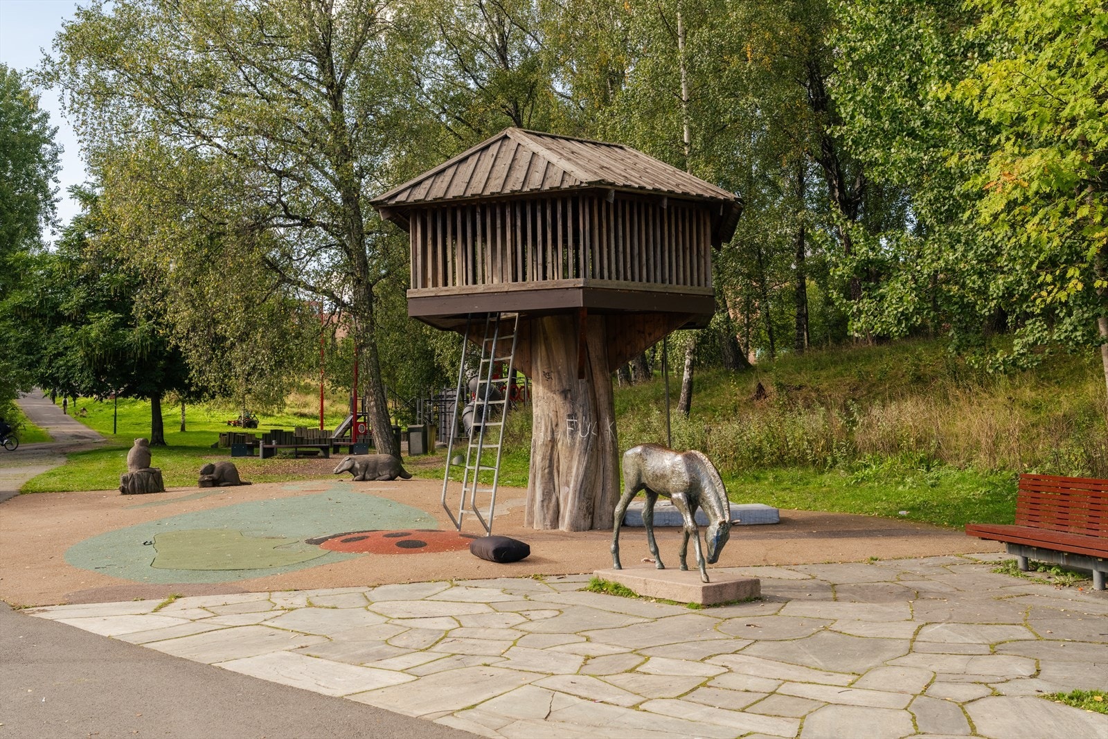 Veitvetparken bak Veitvet skole er fantastisk, det er ikke annet å si Galleribilde