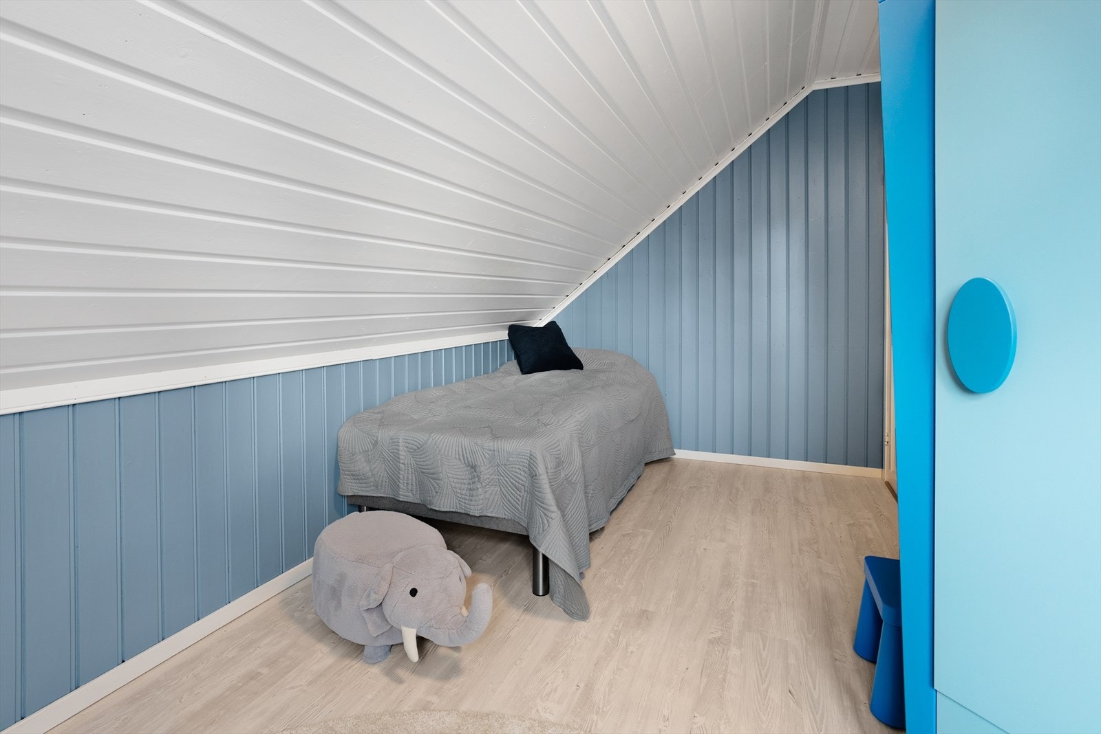 Dette soverommet egner seg perfekt som barnerom, gjesterom eller kontor. Galleribilde