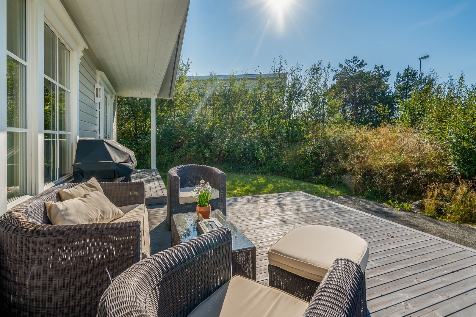 Her kan man nyte late dager, og man er godt skjermet for innsyn. Galleribilde