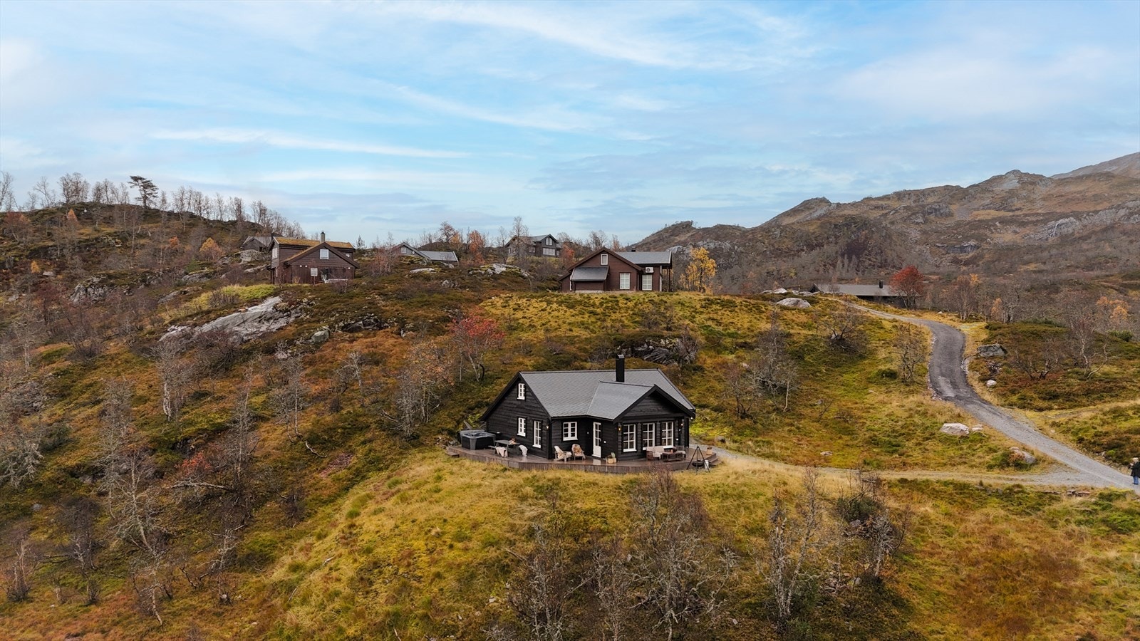 Hytten er en del av Vierdalen veilag/hyttelag. Her arrangeres det frivillig dugnad og påskerenn. Galleribilde