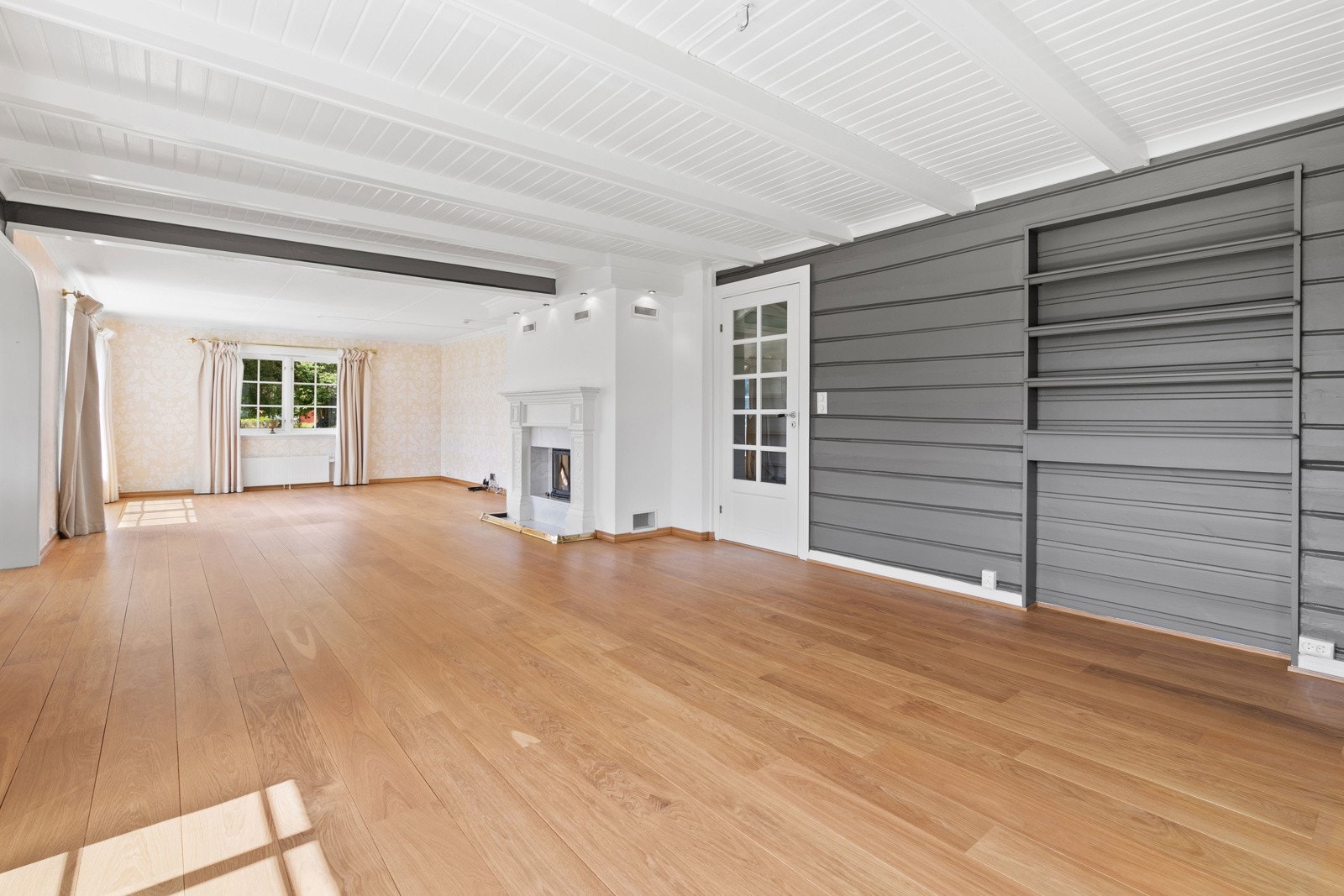 Hedrumveien 2360 - 22 Galleribilde