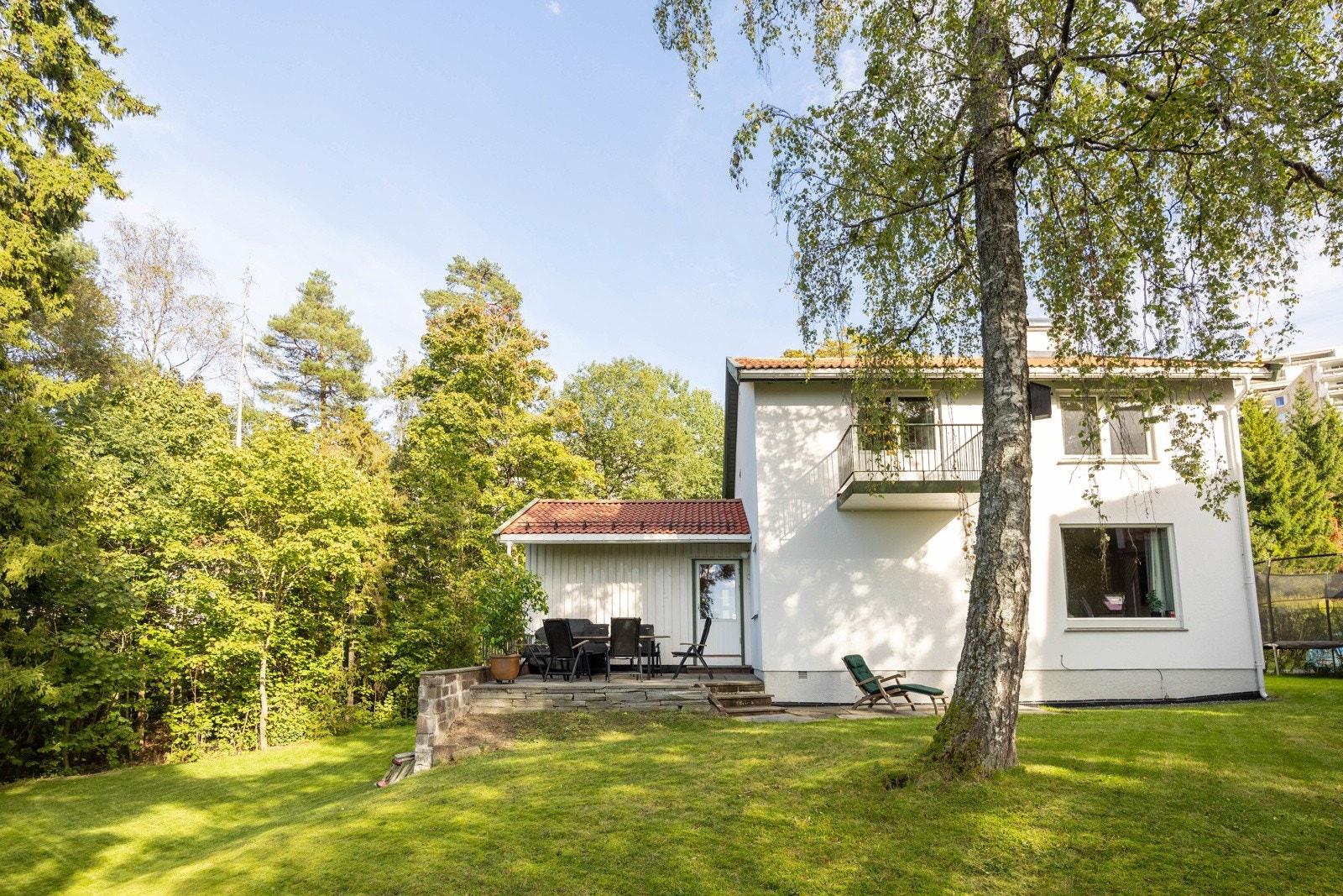 Sjarmerende bolig med stor, skjermet hage Galleribilde
