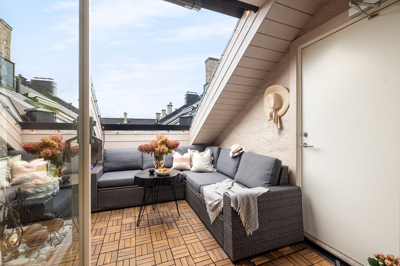 Her er det plass til sittegruppe og beplantning. Galleribilde