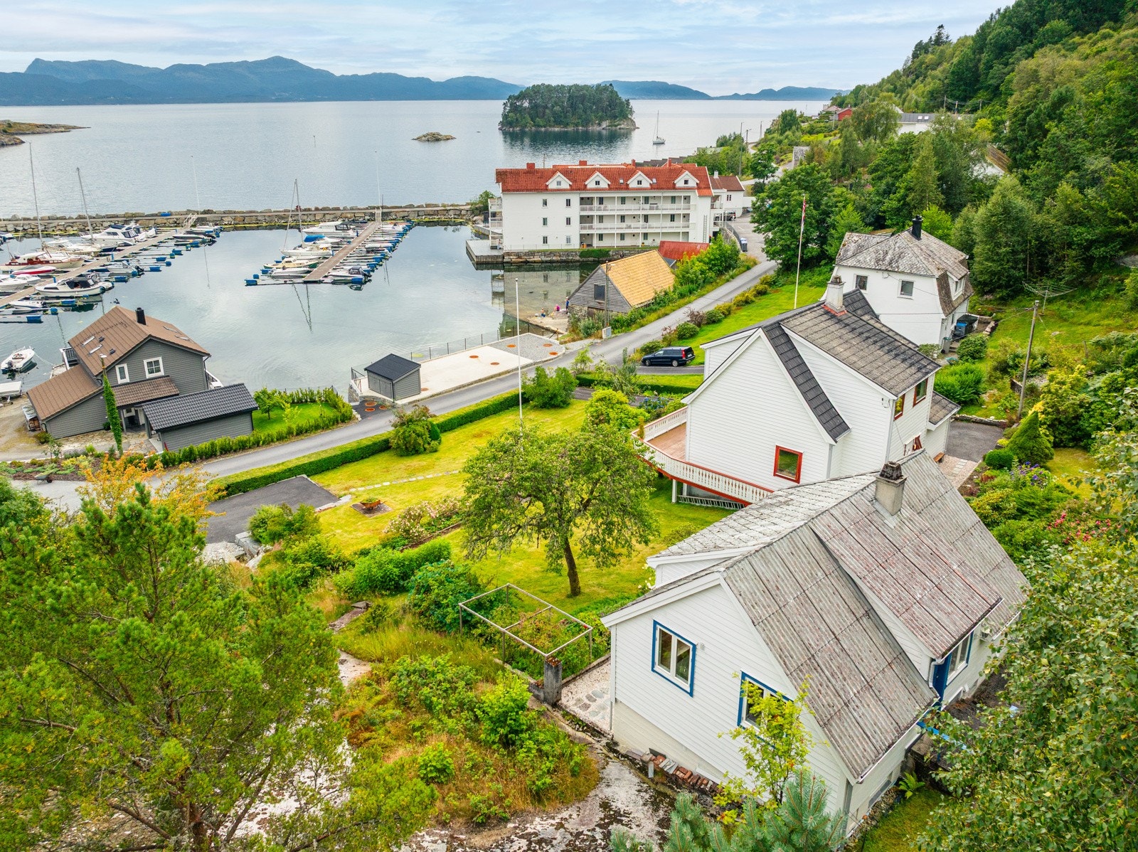 Bolighuset er fra rundt 1918, og i senere tid Galleribilde
