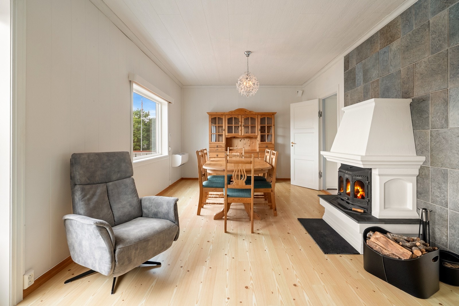 Vedovn i stuen Galleribilde