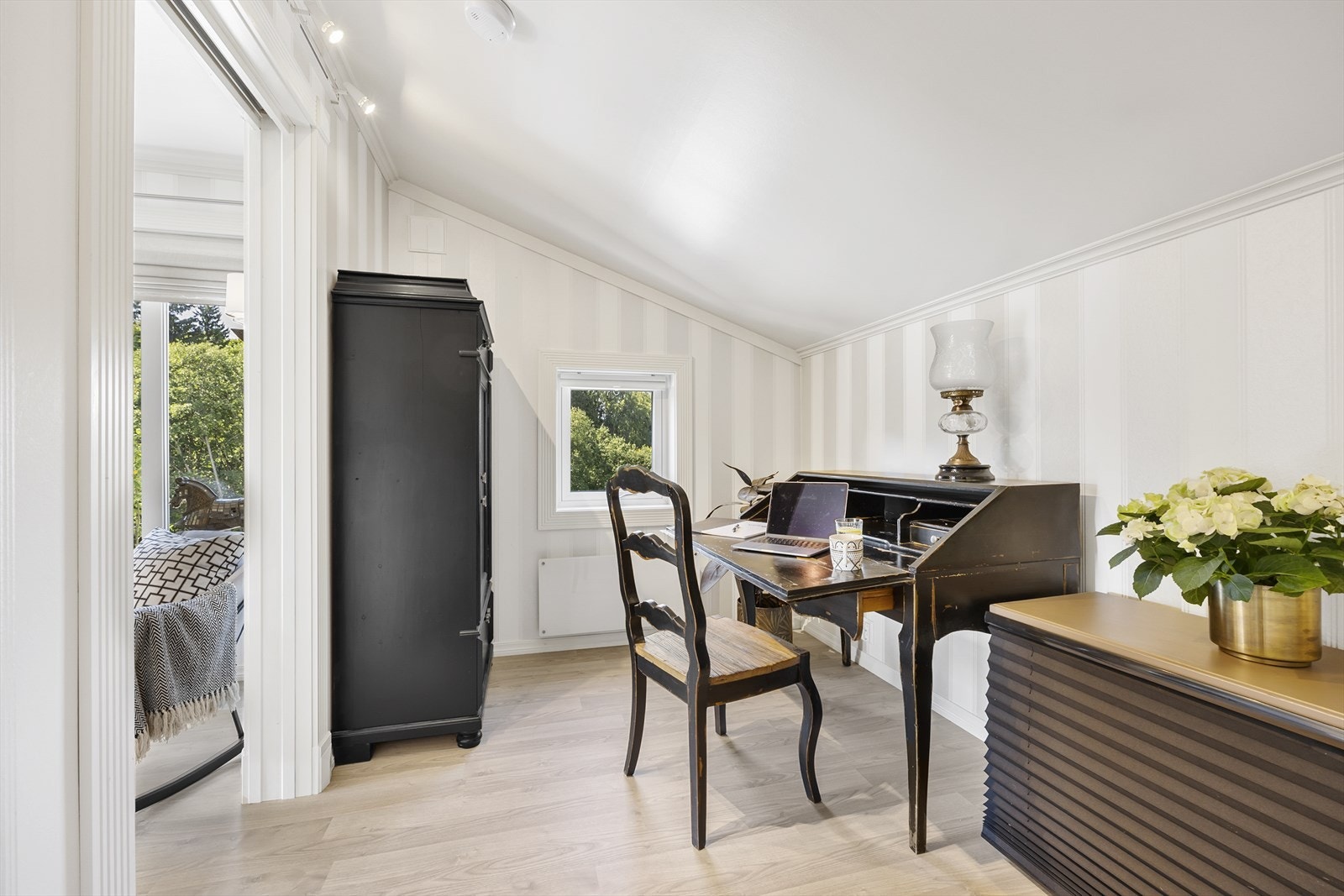 Og det er selvsagt eget kontorrom til dagene på hjemmekontor. Galleribilde
