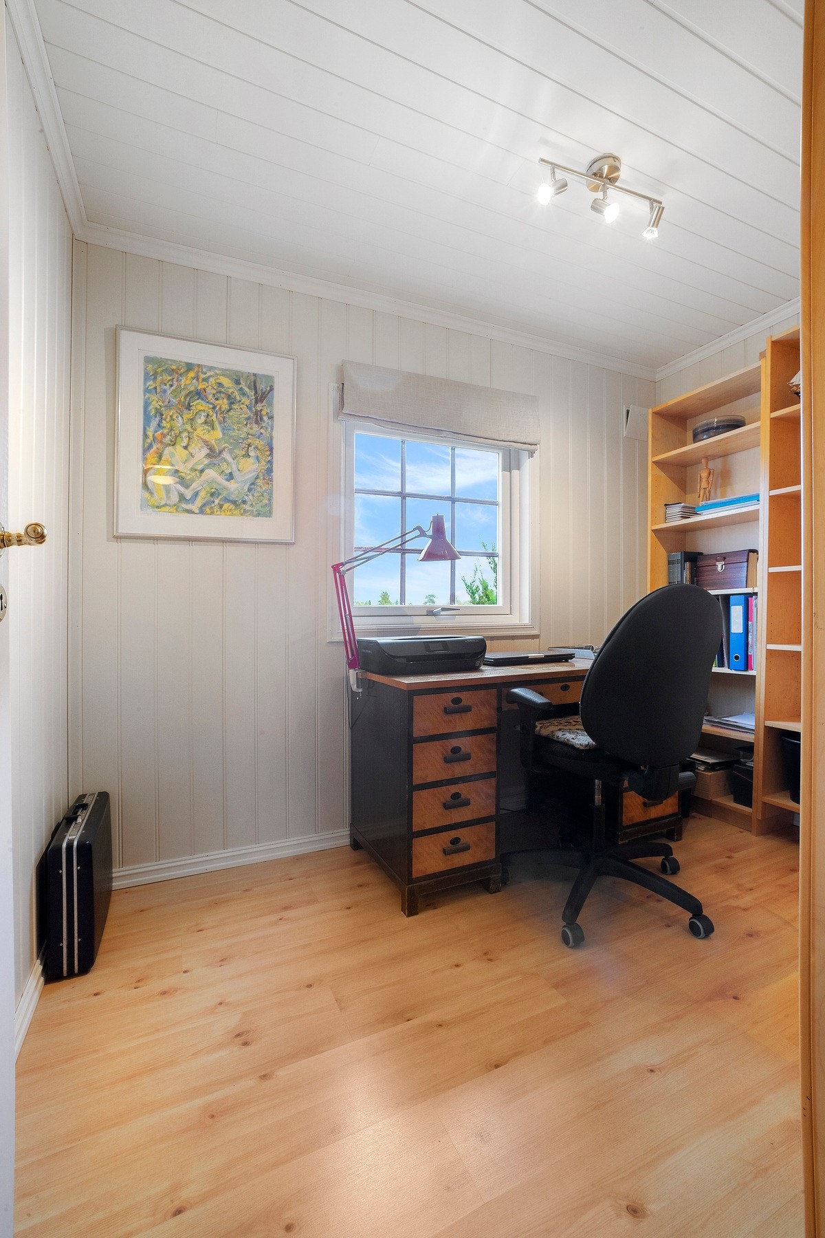 Hobbyrrom/kontor 1. etasje Galleribilde