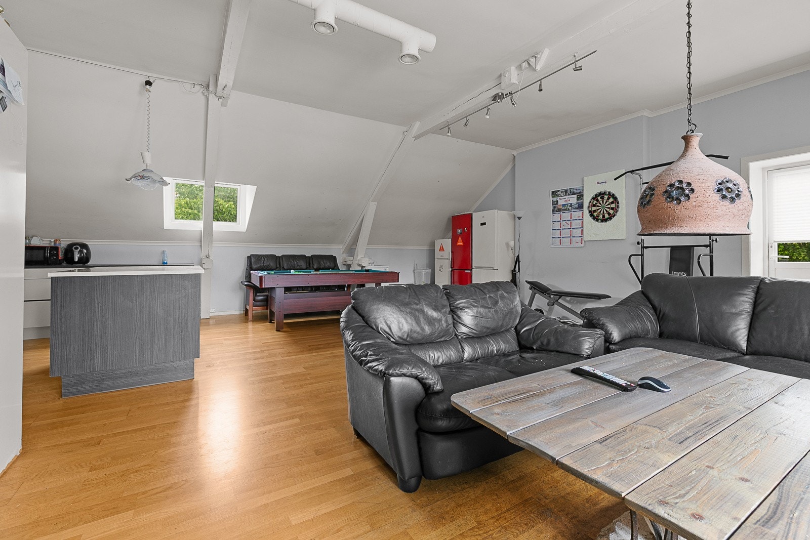 Her har du god plass til å møblere i ulike soner etter eget ønske Galleribilde