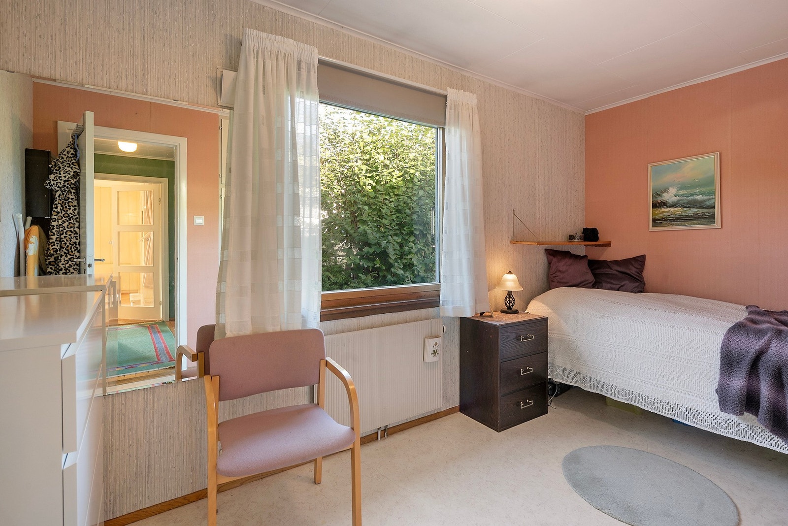 Flere av soverommene har god størrelse og gir hvert familiemedlem mulighet til å skape sitt eget private område Galleribilde