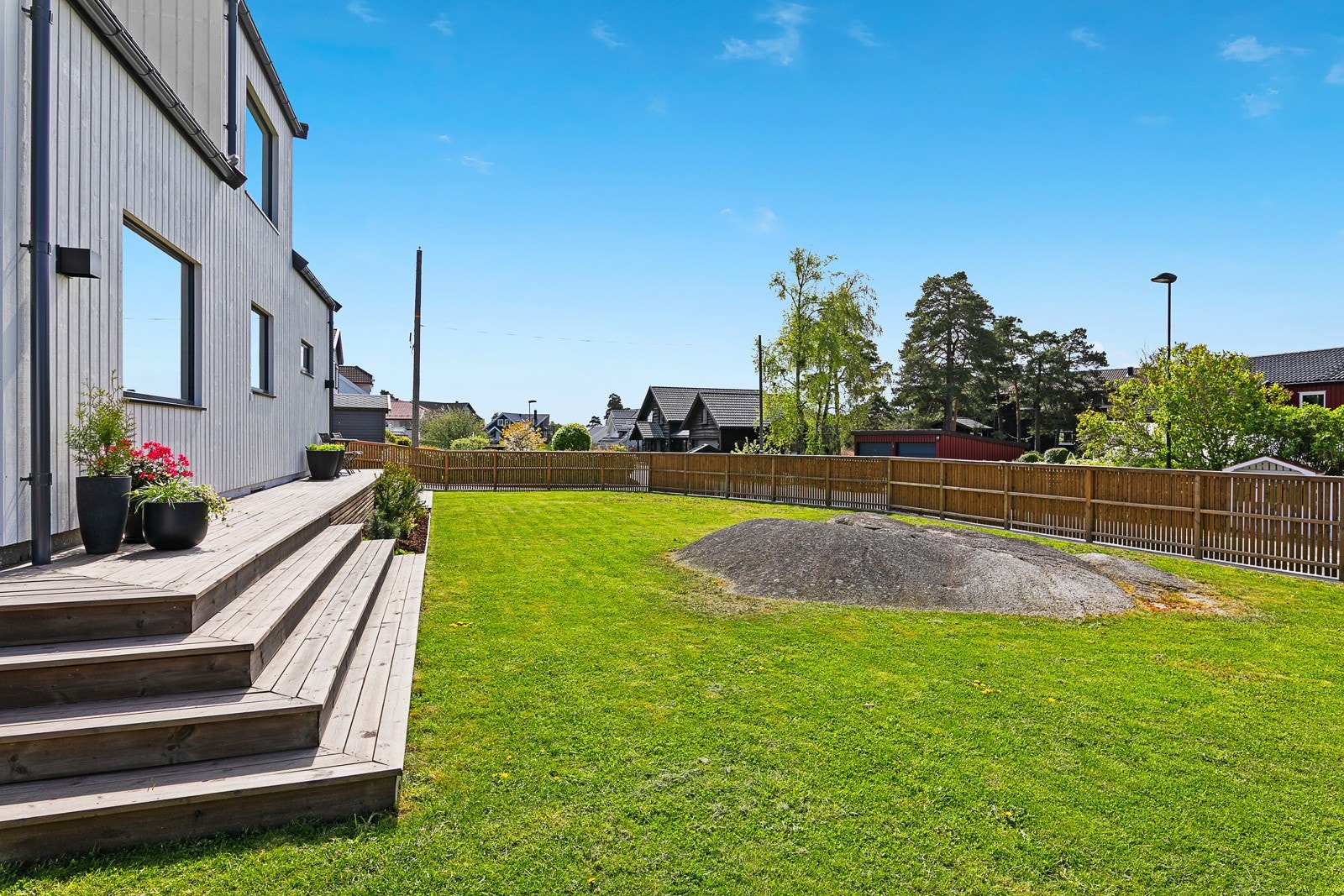 Eiendommen ligger vestvendt Galleribilde