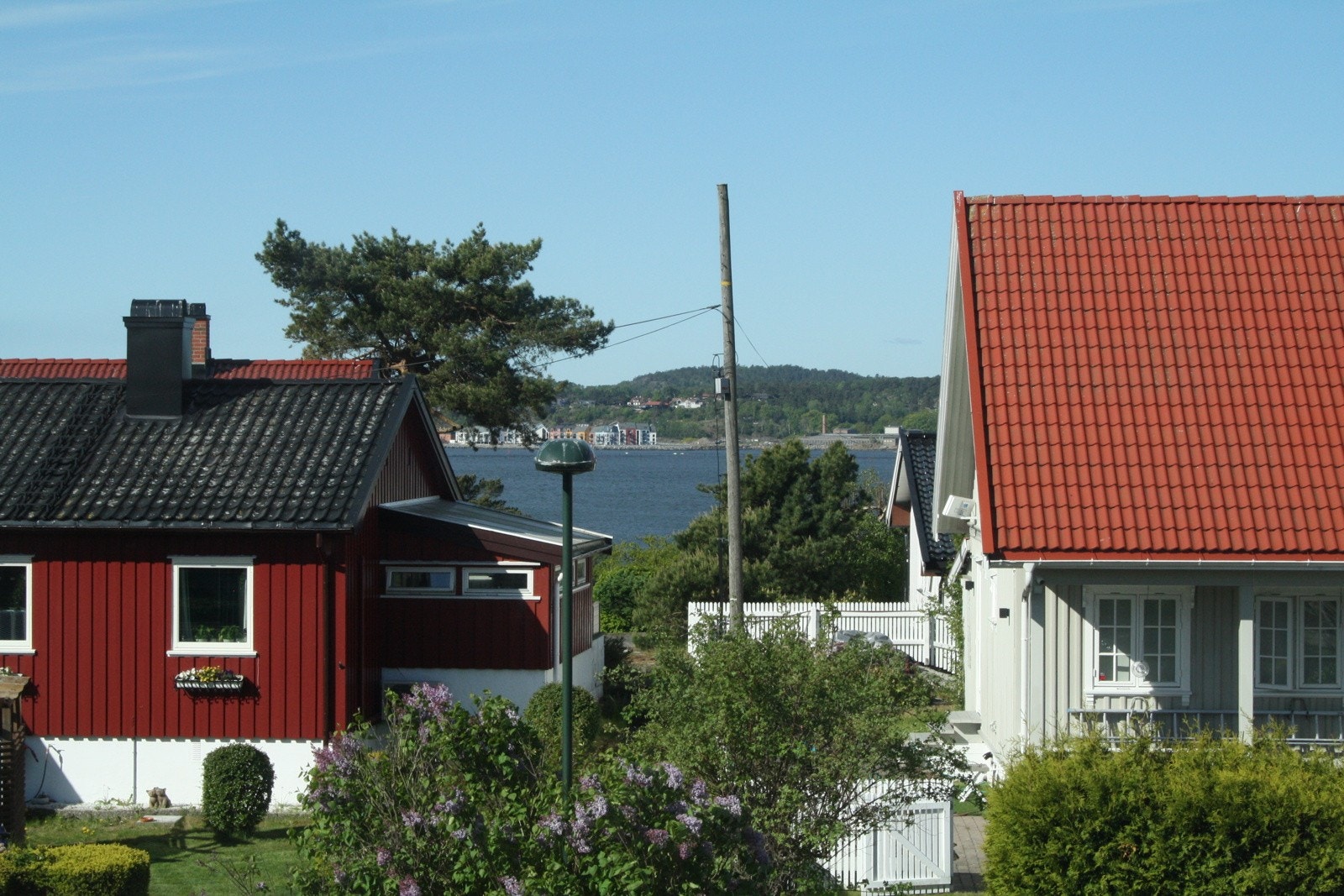 Nydelig sjøutsikt fra stuevindu i 2.etasje - selgers bilde Galleribilde