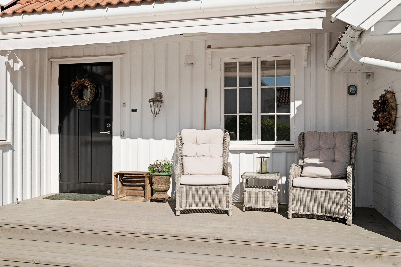 Eiendommen har flere hyggelige uteplasser. Galleribilde