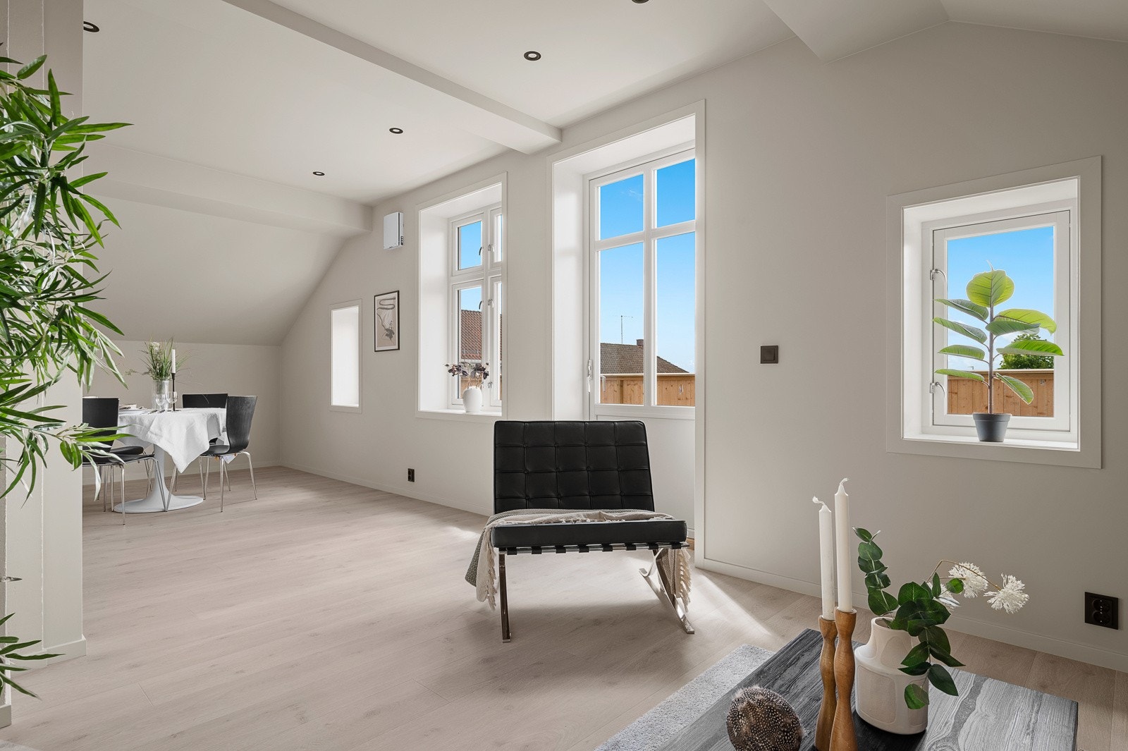 Utgang til veranda fra stue Galleribilde