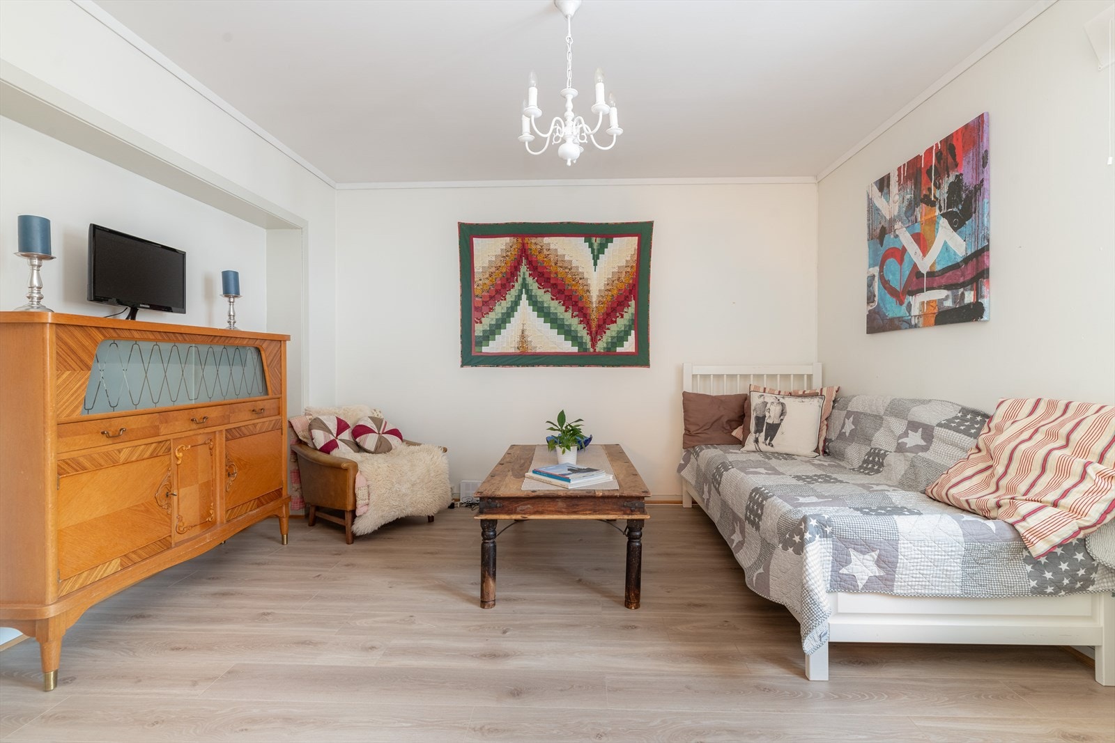 EiendomsMegler1 ved Ann Helén Jamtveit presenterer Øistein Hansens gate 9B! Galleribilde