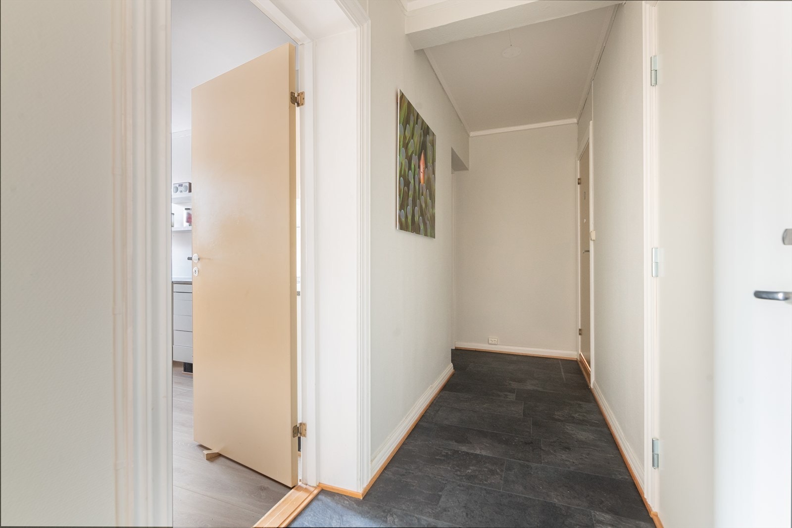 I entre er det plass for sko og yttertøy. Galleribilde