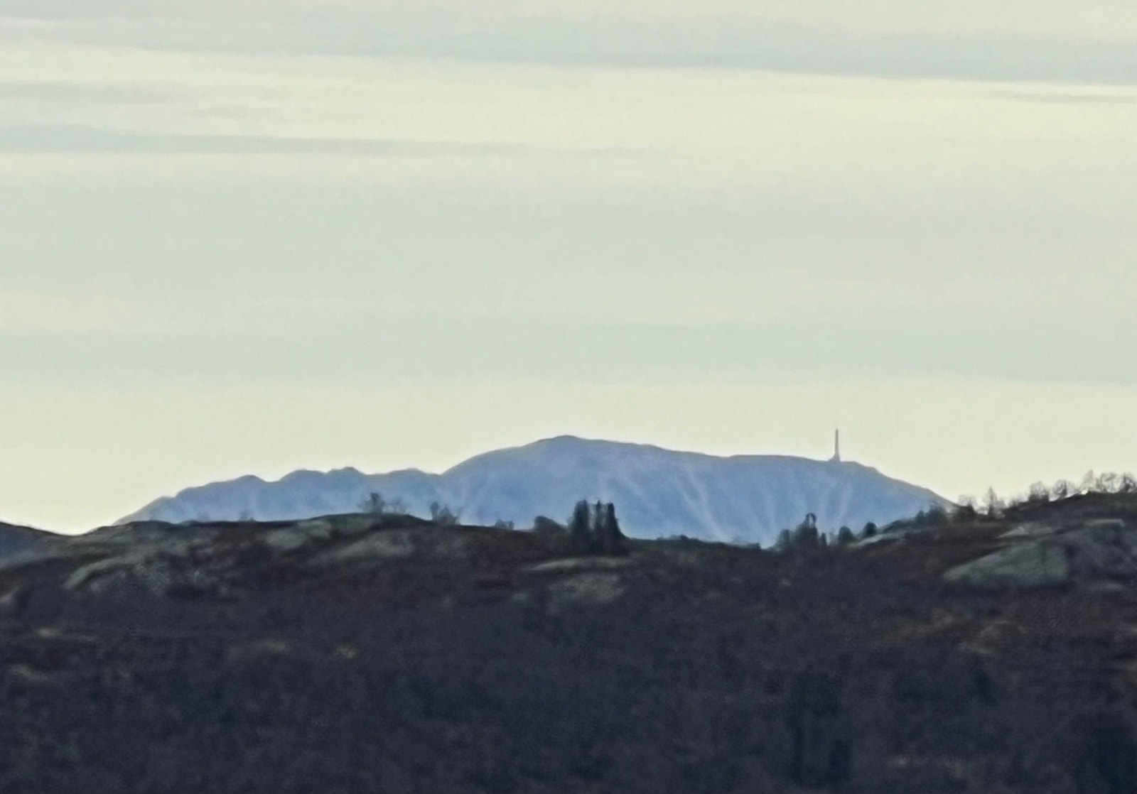 Og utsikt til Gaustatoppen Galleribilde