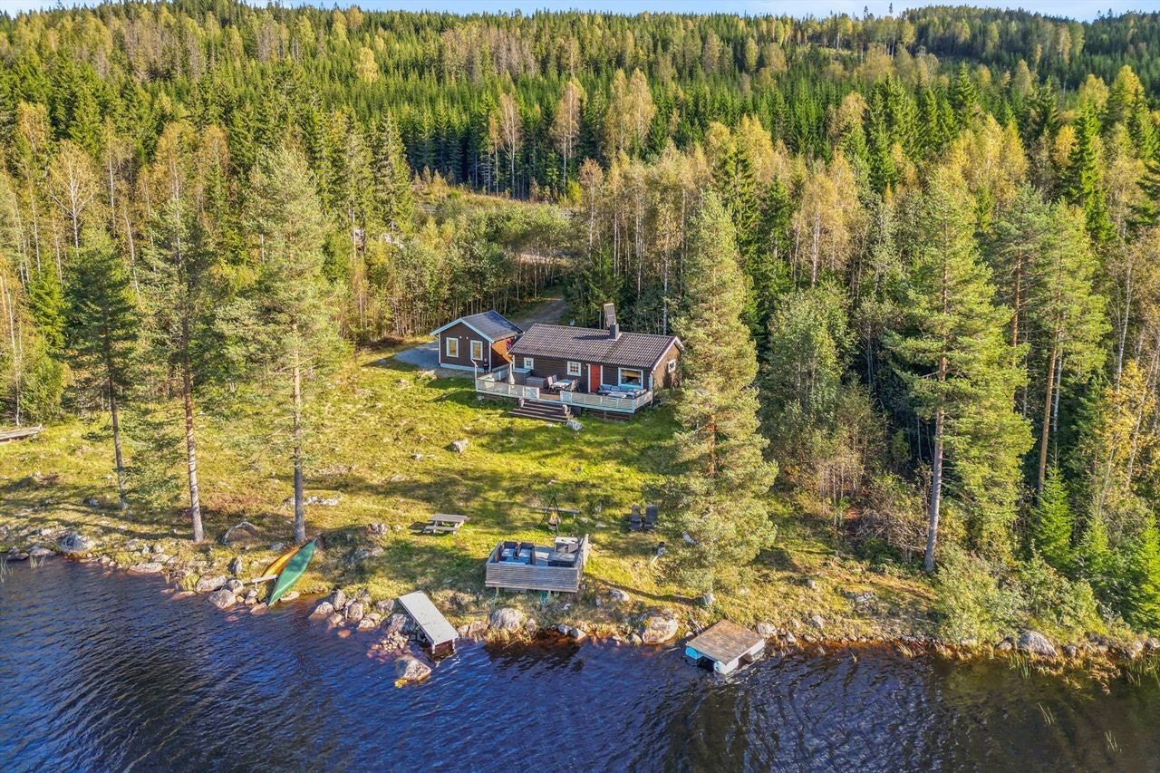 Området byr på flotte turmuligheter, med over 100 km merkede stier vedlikeholdt av Vallset Kulturstier og Romedal almenning. Galleribilde