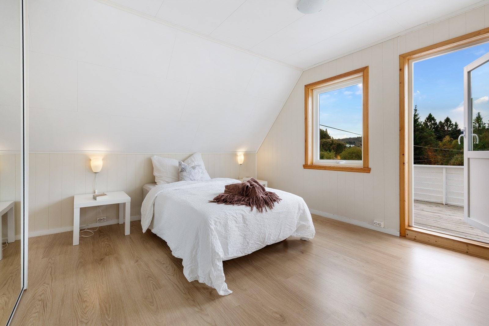 Hovedsoverom med balkong. Galleribilde