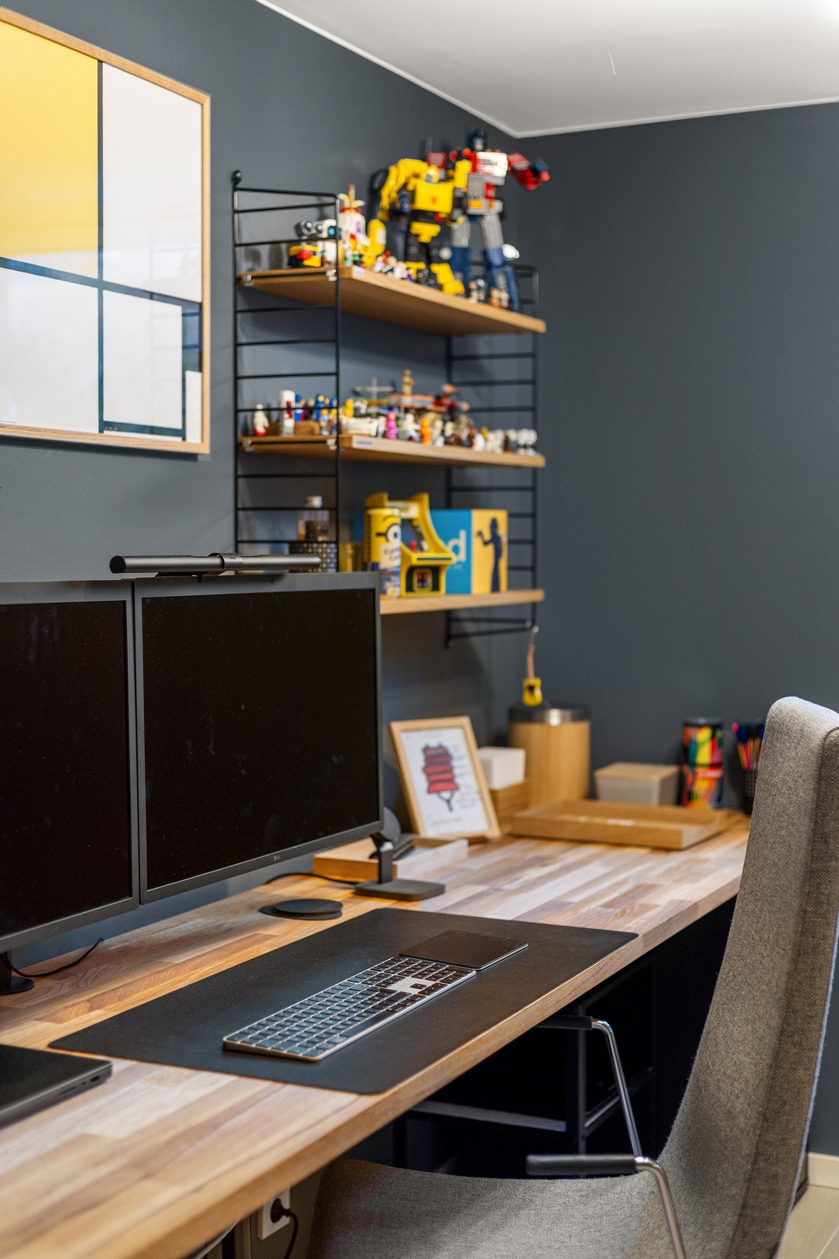 Rommet har fin plass for seng og annet møblement ved behov for det. Galleribilde