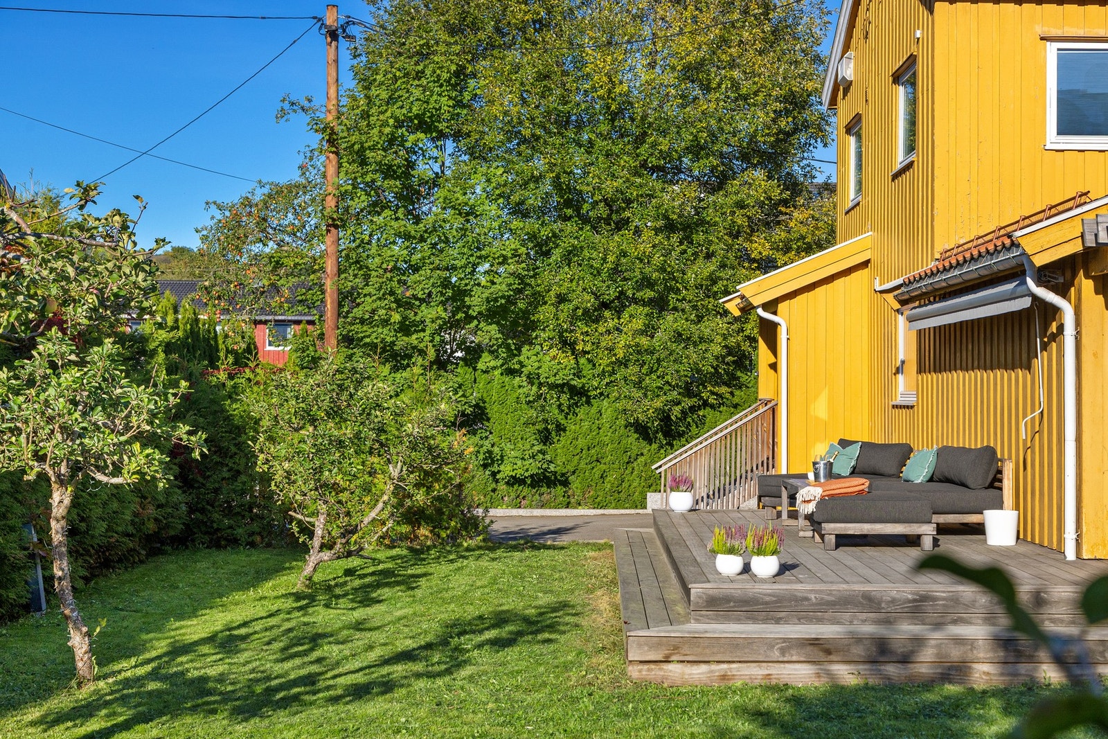 Dette er et fantastisk sted å være for store og små hvor barna kan løpe fritt inn og ut. Galleribilde