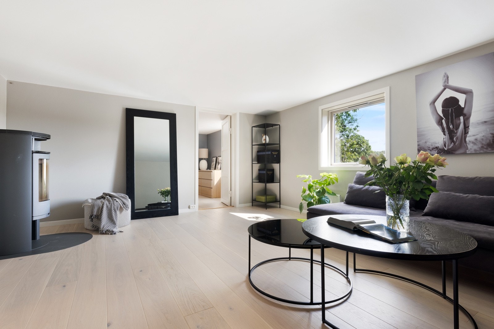 Kjellerstue. Galleribilde