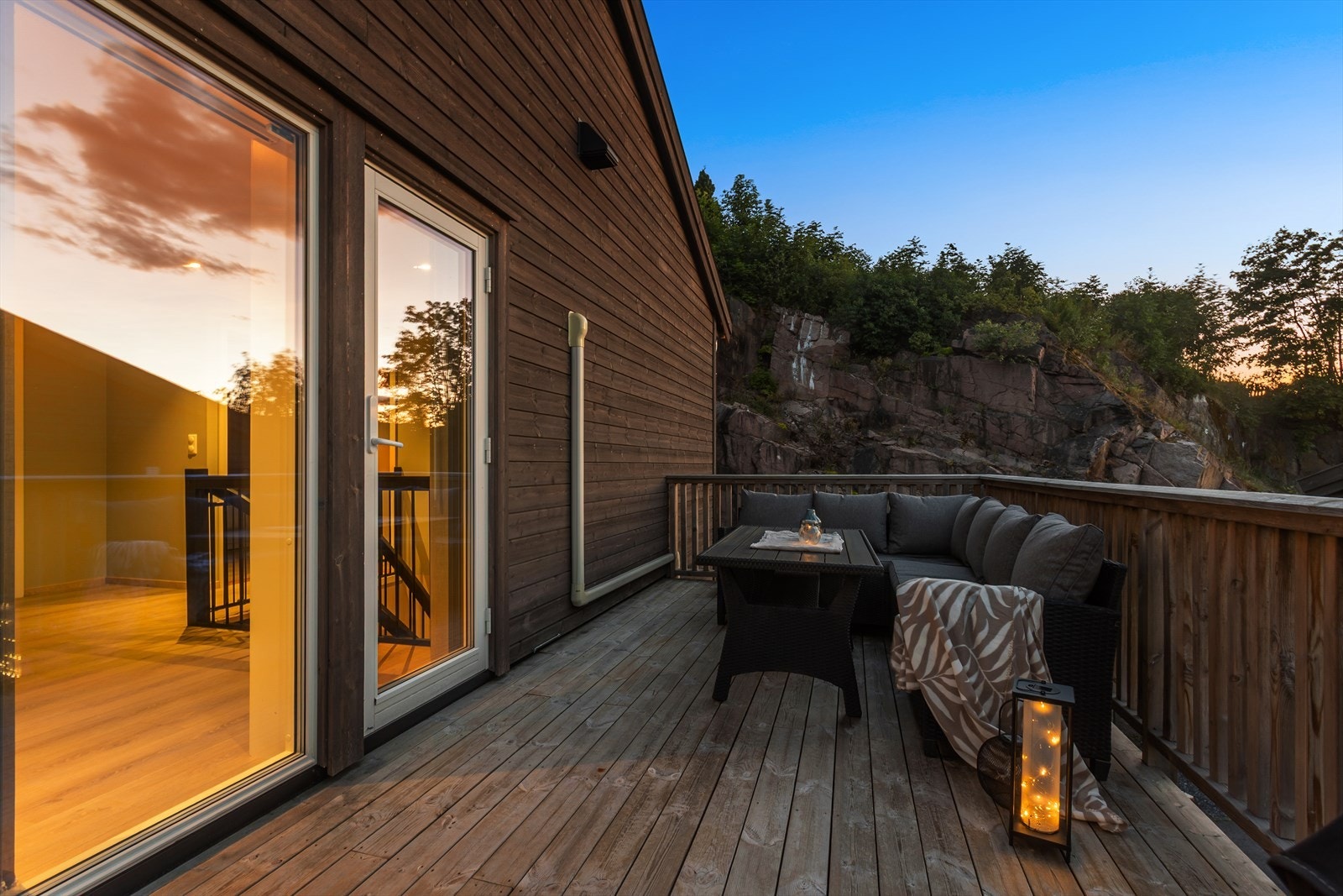 Kveldsfoto. Galleribilde