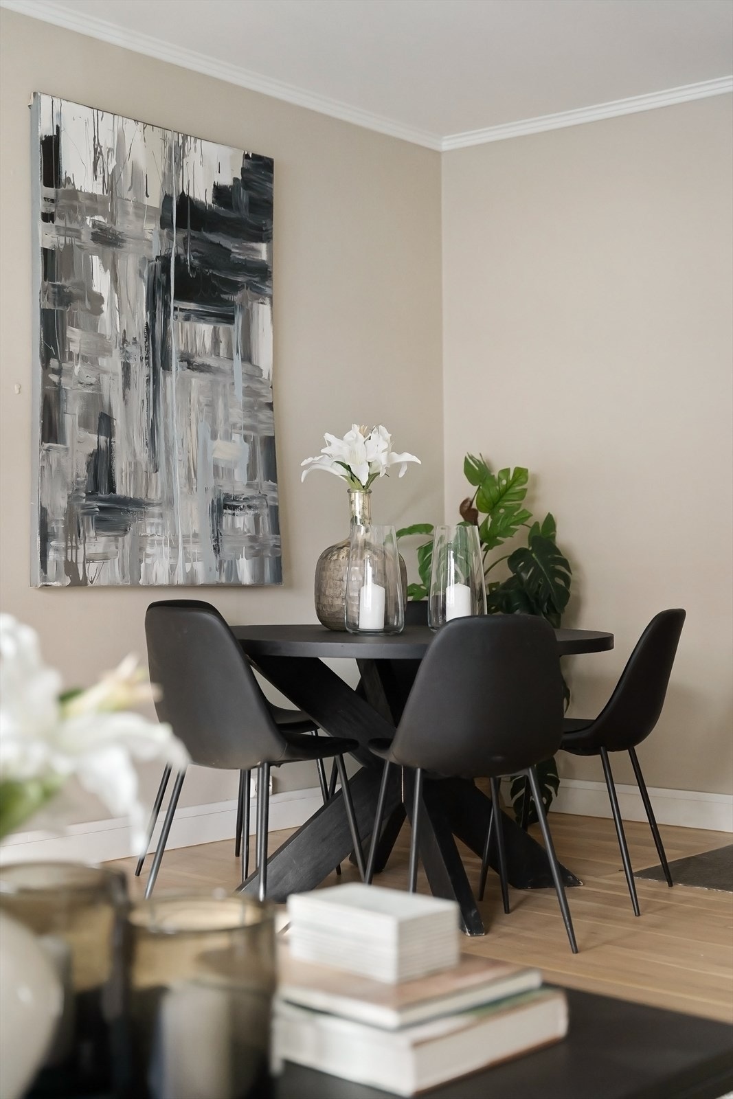 Her er det god plass til spisebord. Galleribilde