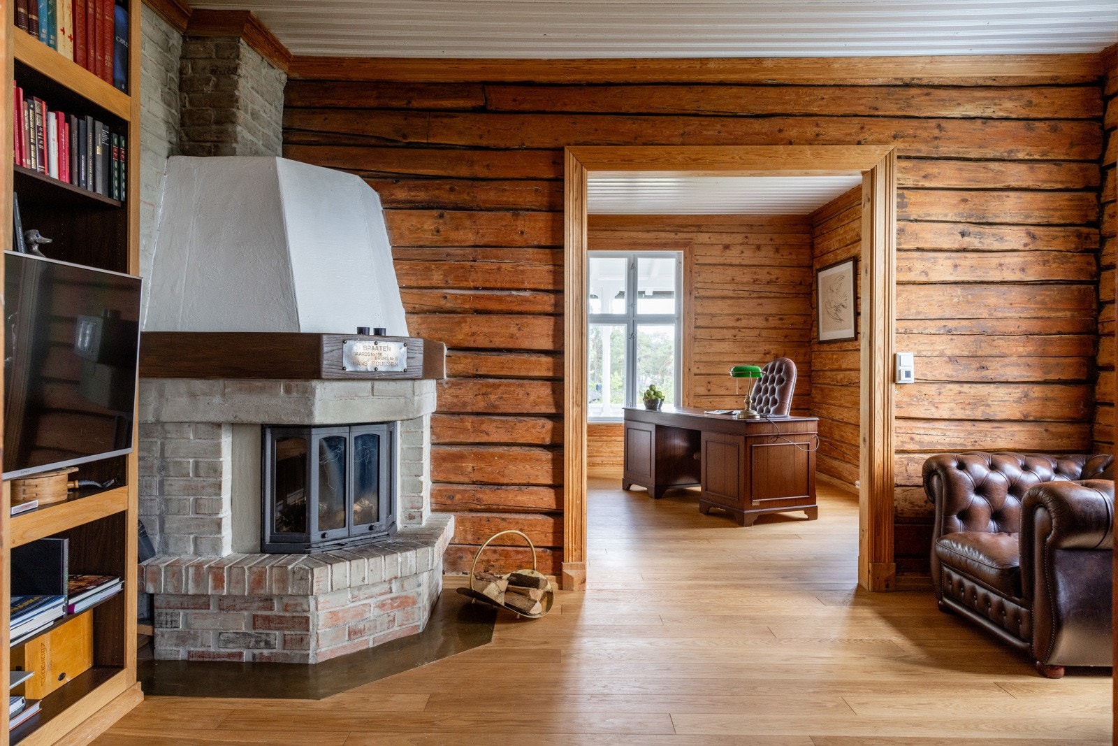 To ildsteder som bidrar til både hygge og ekstra oppvarming på kjølige kvelder. Galleribilde