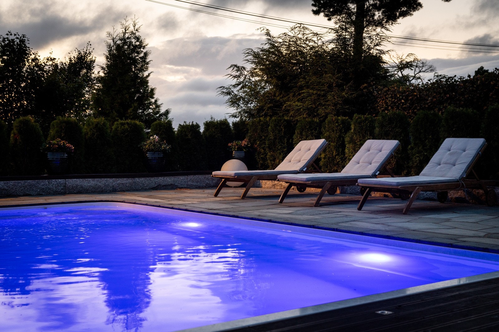 Et uteområde for både avslapning og hygge. Galleribilde